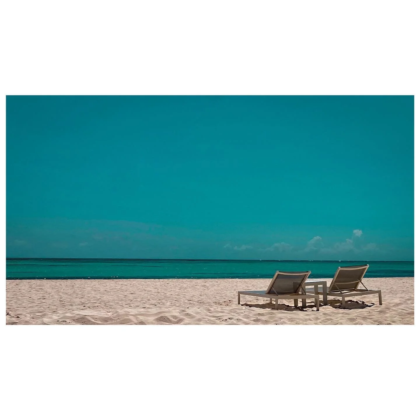 . 
.
.
.
.
.
.

#travelphotography #ocean 
#nature #photos #instagood #lensculture  #camera #photoshoot #like #candid #magazine #artist #instalike  #contemporaryphotography  #instadaily #wanderlust  #beautiful #captures  #500px #flickr #travel