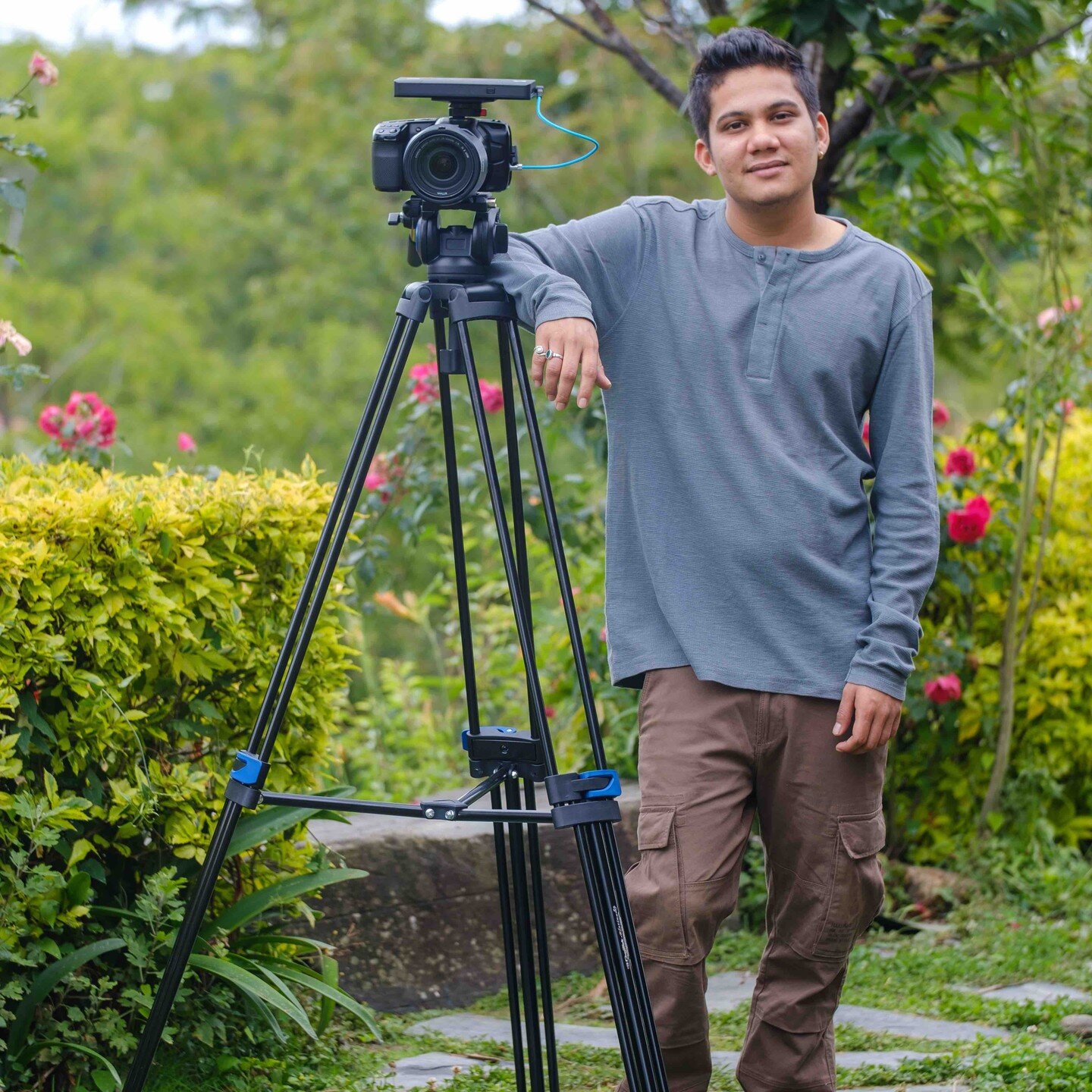 @keyurbajrange is a young cinematographer and part of the Budhan Team. Apart from training the participants in the operation of the camera and the craft of cinematography, he is documenting the project and assisting the edit team to make a film on th