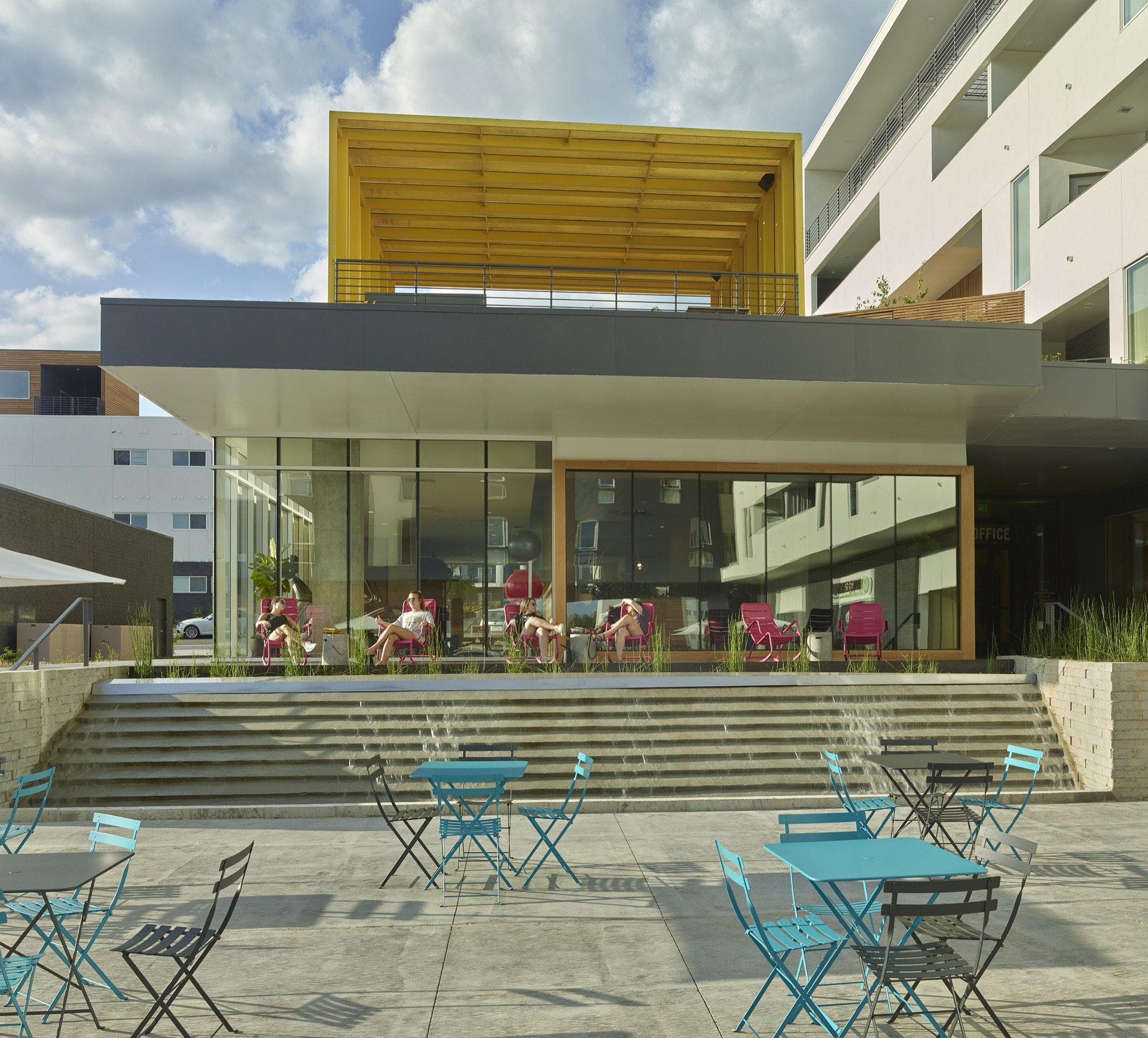 modus studio - uptown - TH 0442-optimized.jpeg