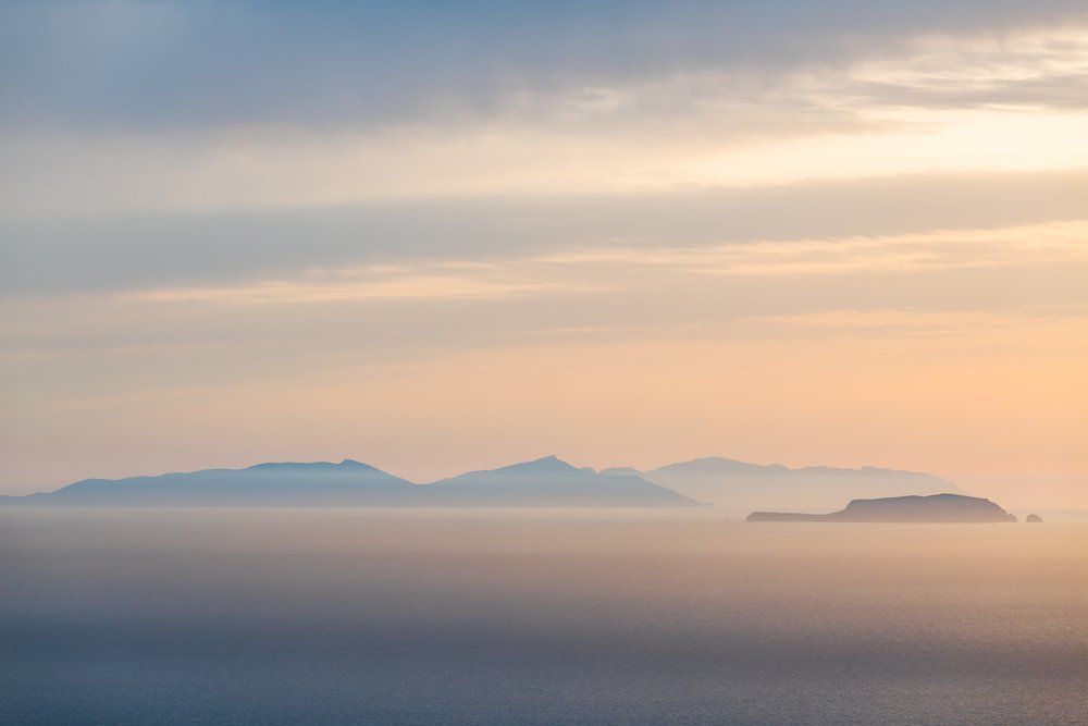 Santorini_CarleyRuddPhotography-12of79---1-.jpg