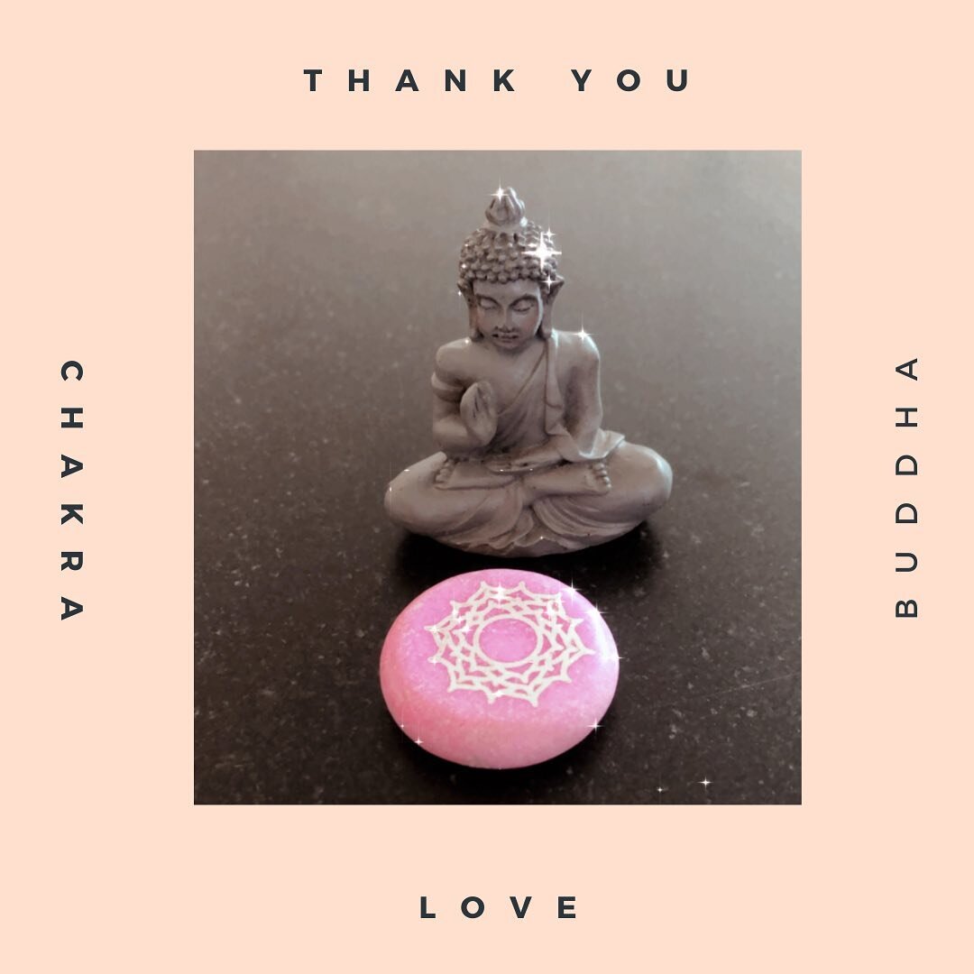 Feeling grateful. When your students take time to think of you with a gift. 💕
#gratitude #yogastudent #yogateacher #yogaeveryday #yogaforeveryone #chakras #yogastudio