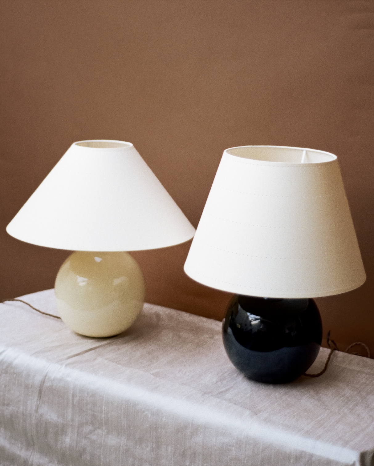 Orb Lamp, Butter