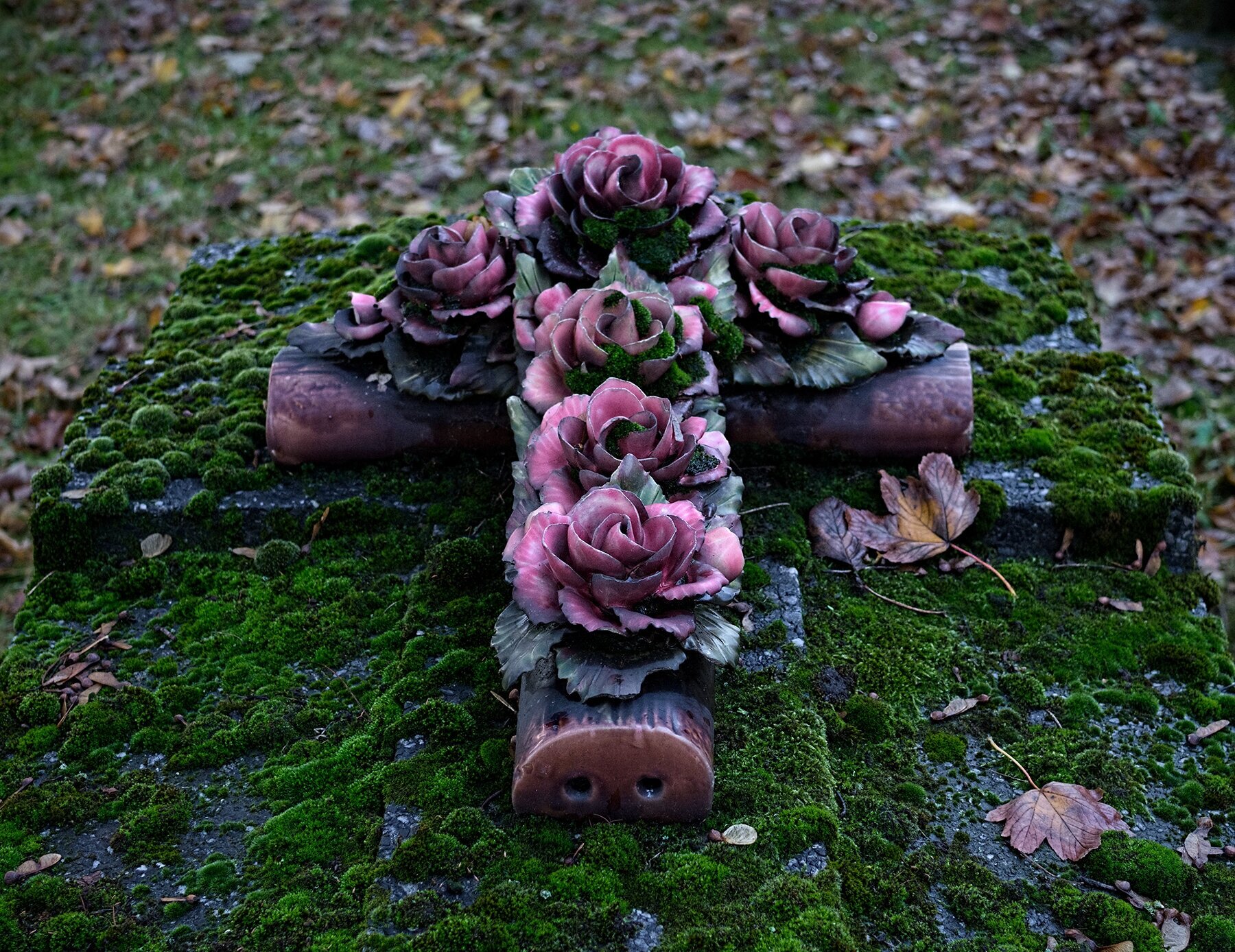 Cemetery+Flowers+%288766%29.jpg