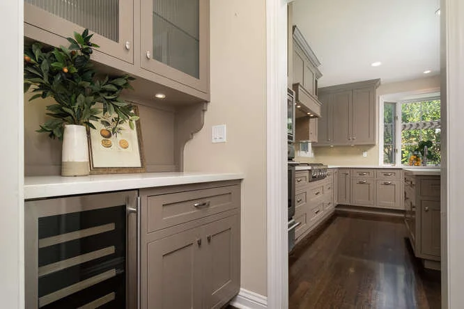 170 Seminary Dr Menlo Park CA-small-020-031-Butlers Pantry-666x444-72dpi.jpg