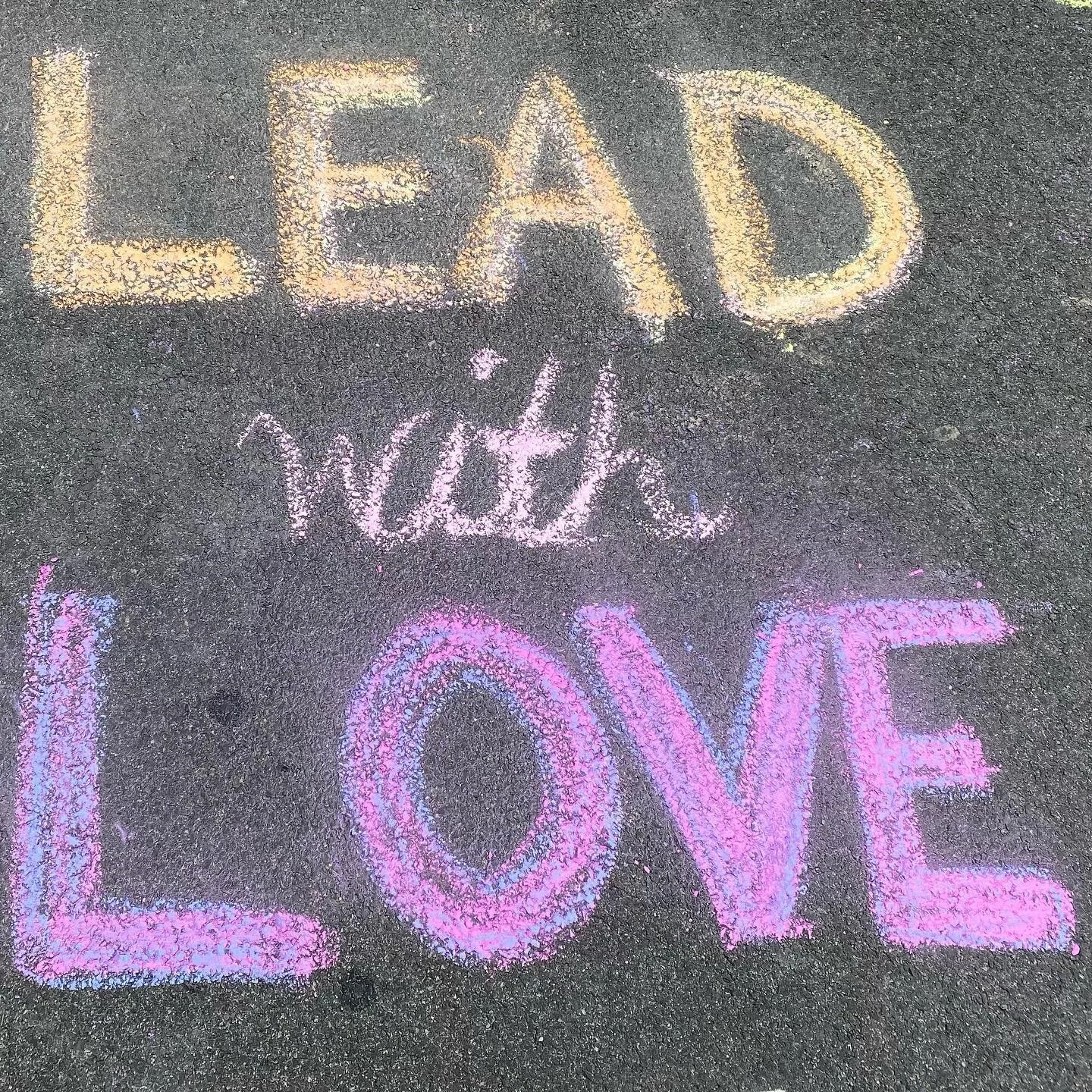 we&rsquo;re out today sparkling in #washingtondc at the @poorpeoplescampaign march!!! are you registered to vote!!? 

#poorpeoplescampaign #leadwithlove #vote