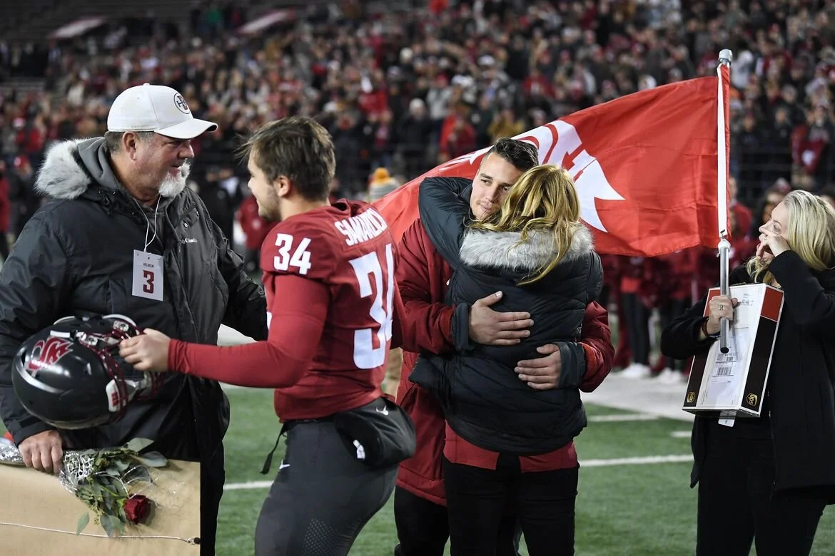 Parents of late Washington State QB Tyler Hilinski on hand for Senior Day: ‘If they’re going to say Tyler’s name, I have to be there’