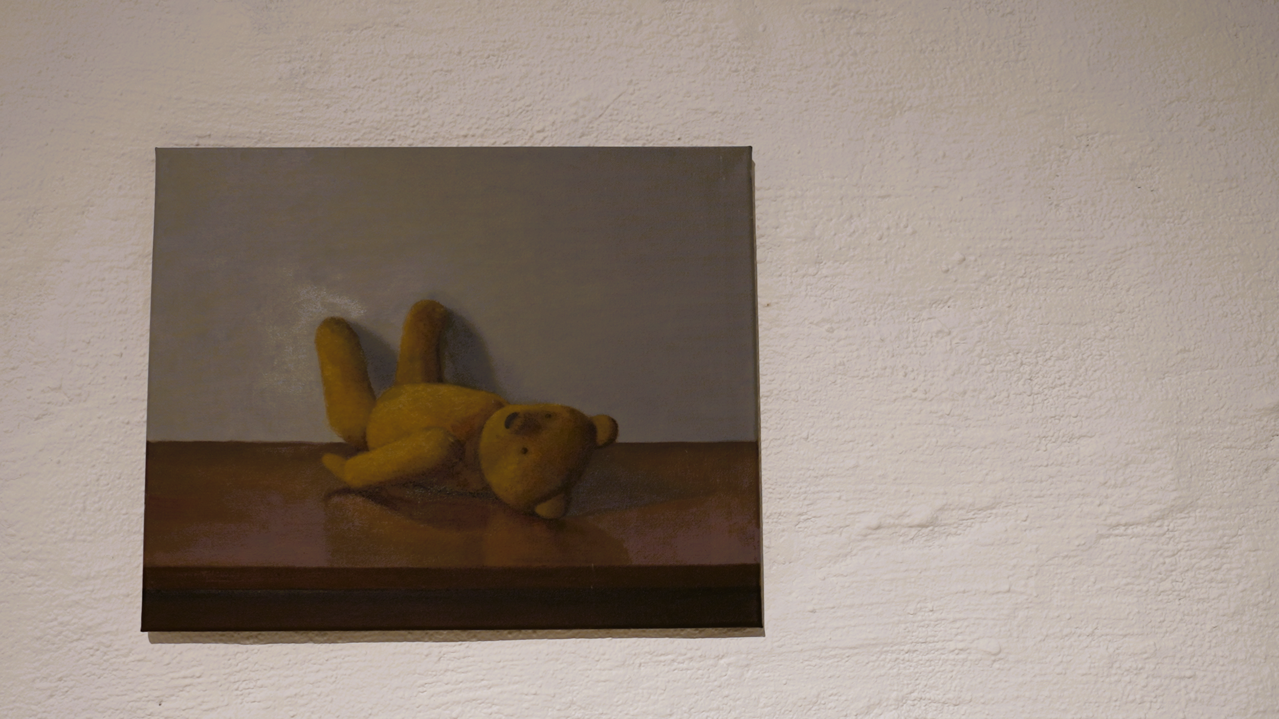BEAR ON WALLpng0.png