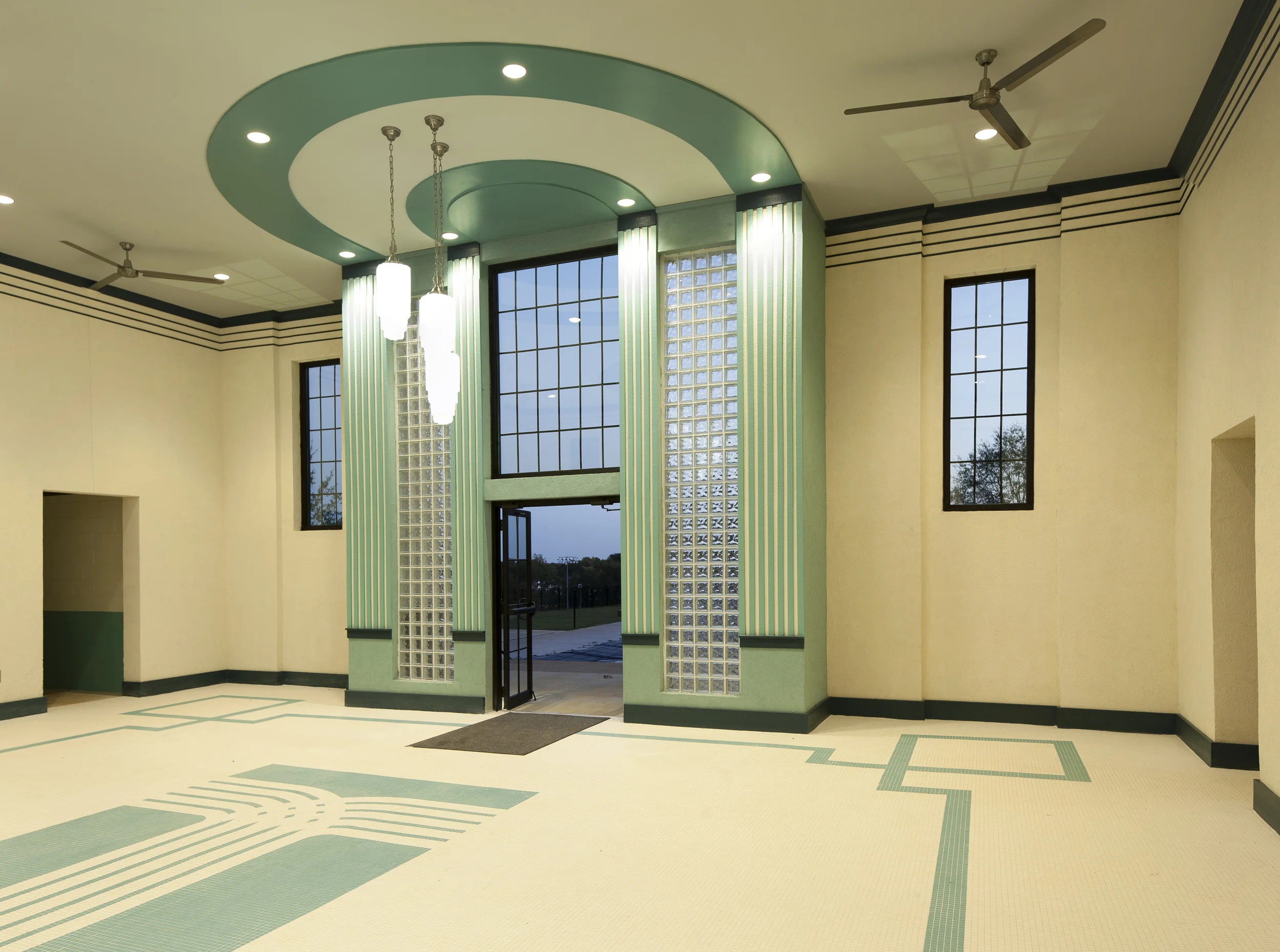 3 Interior.jpg