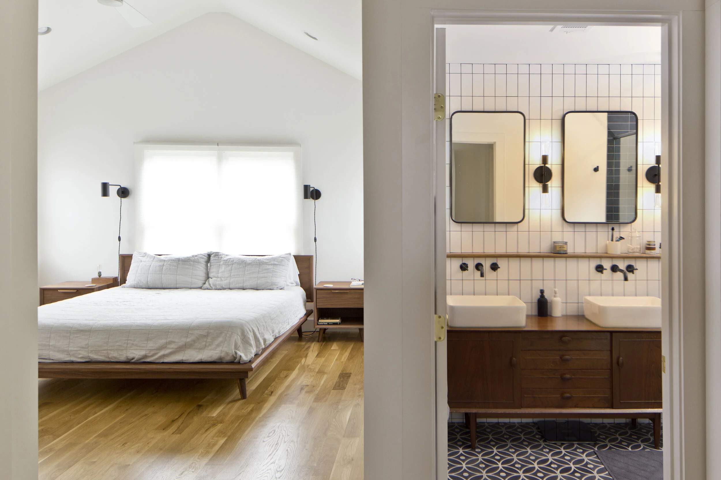 10_Bedroom.jpg