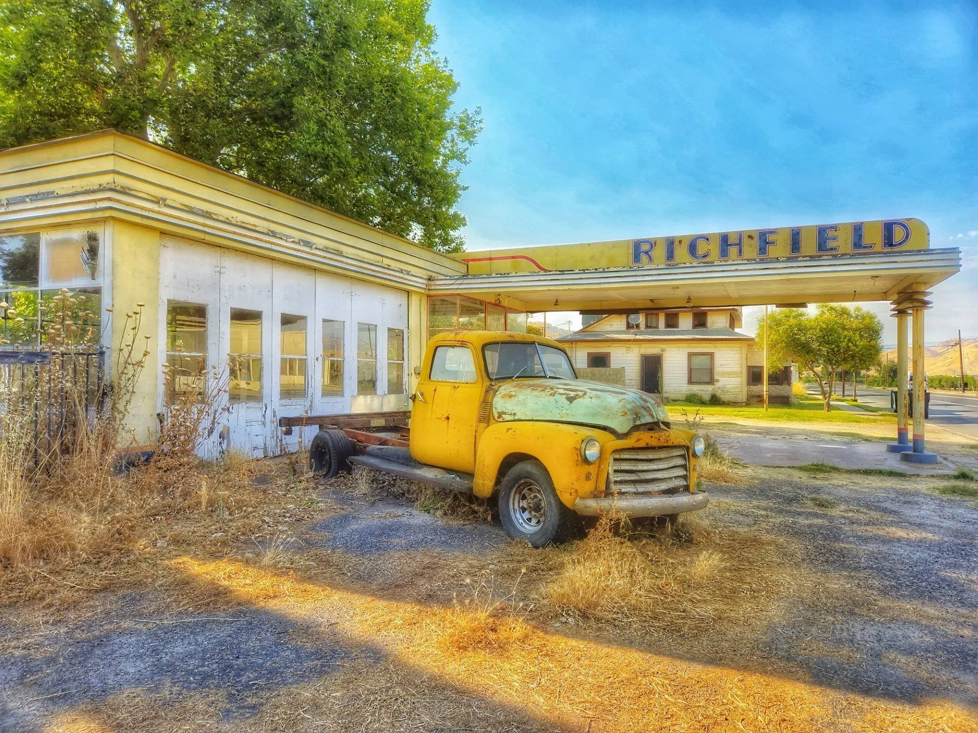 Old Richfield Station, Archival Print, 14 × 11 inches, 2025, Lenore Hamel, Moreno Valley, California, $400