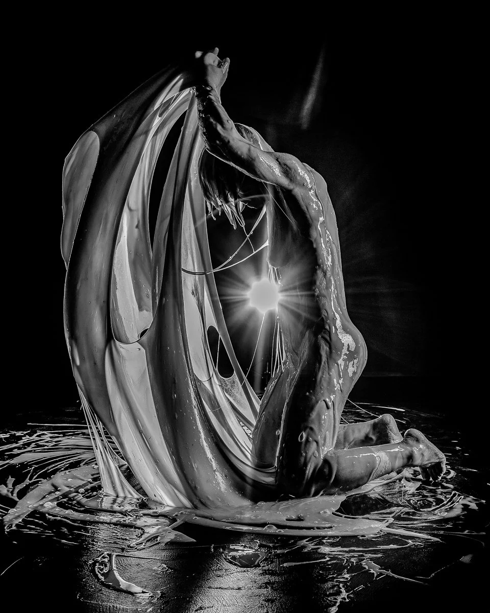 Getting Messy No. 1, archival print, 32 x 40 cm, 2018, $400, © Brian Cann, Baden-Württemberg, Germany