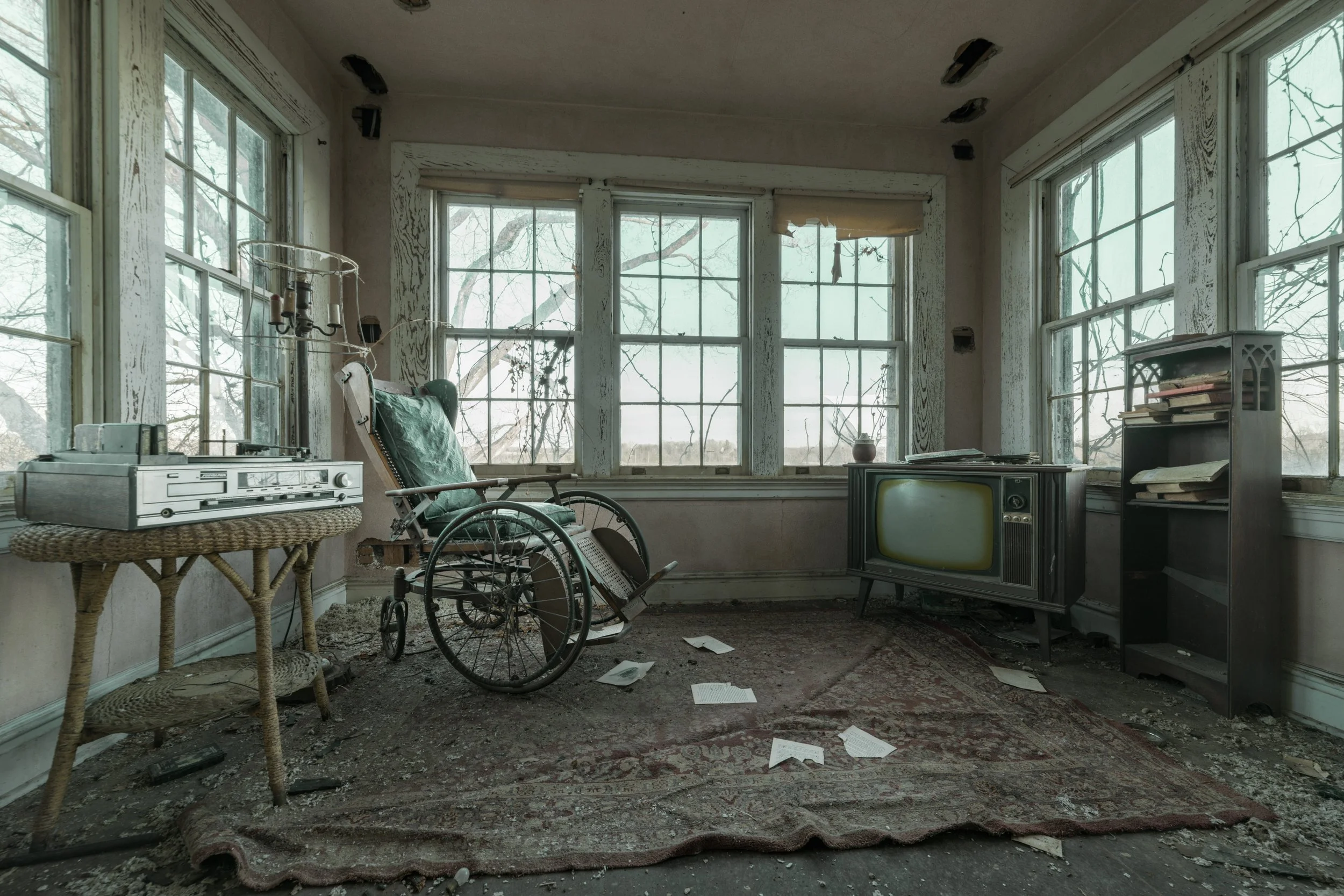 Sitting Room, Honorable Mention, archival print, 12 x 18 in, 2025, $250, Geneveive Selph, Baltimore, Maryland