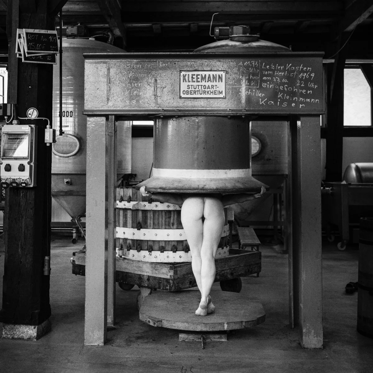 Under Pressure, archival print, 30 x 30 cm, 2023, $400, © Brian Cann, Baden-Württemberg, Germany