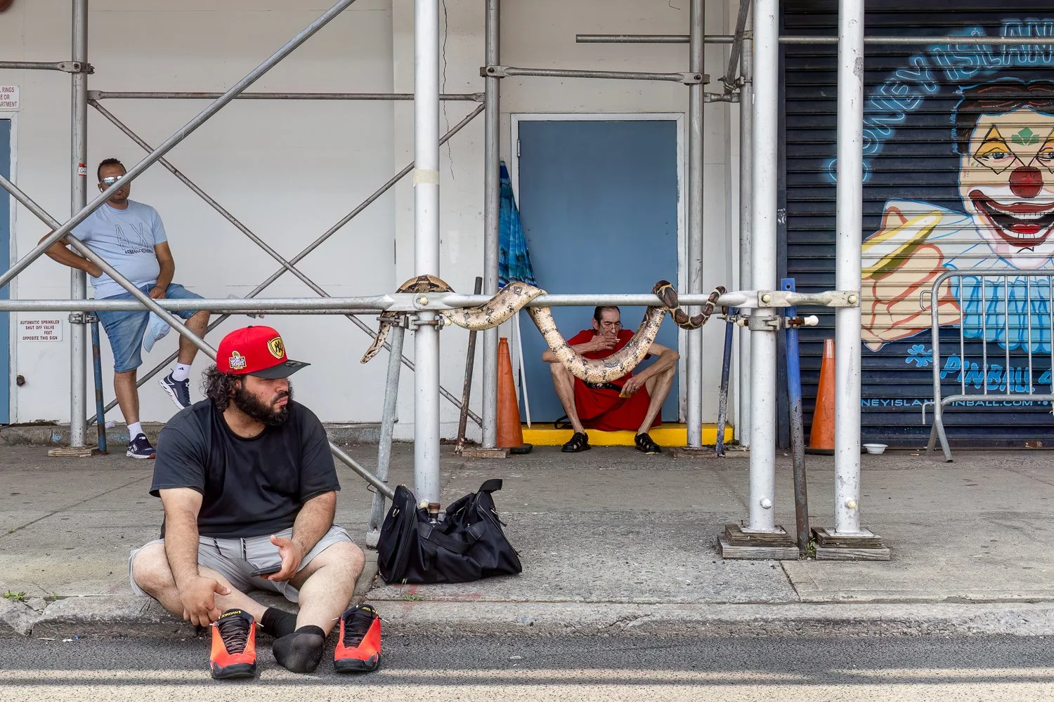 Hangin, archival print, 12 x 18 in, $200, 2025, © Kim Keller, Olney, Maryland