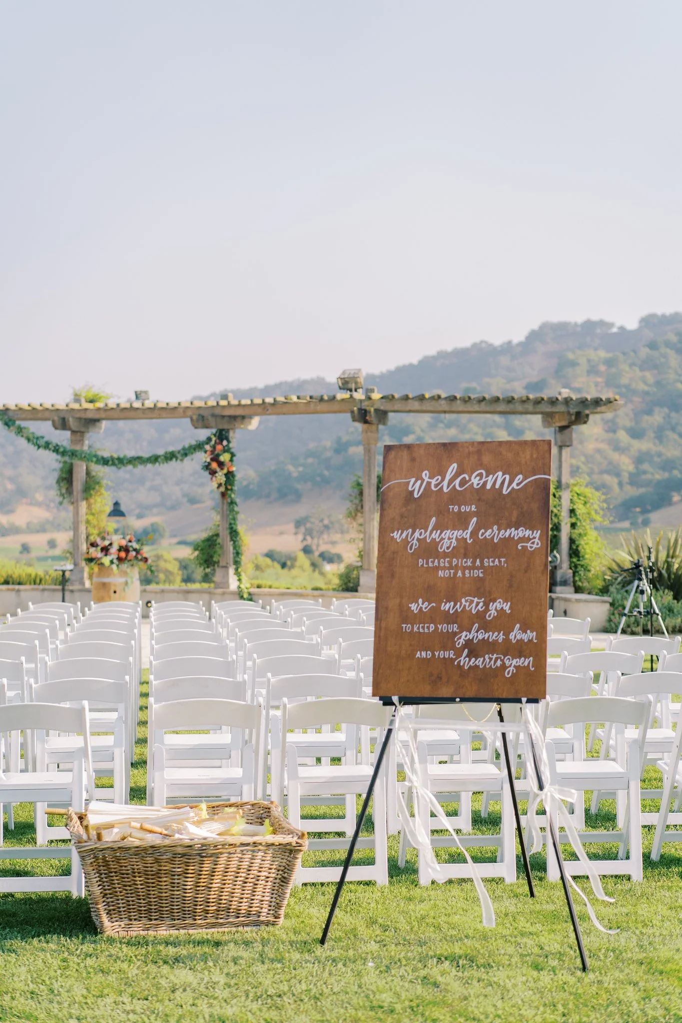 Sandvick Luna Aisle Sign.jpeg