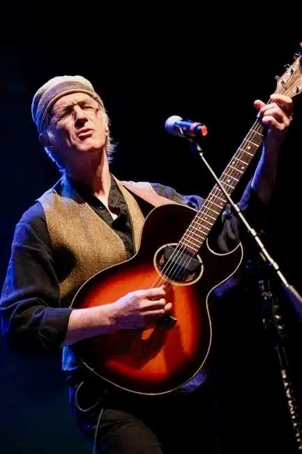 A little update for CNY music friends. Last week we announced Shakedown Sunday at the 443 Social Club with special guest Pete Heitzman on 3/29, and it sold out in a flash. Apparently a bunch of people are as excited about this show as I am! 

Good ne