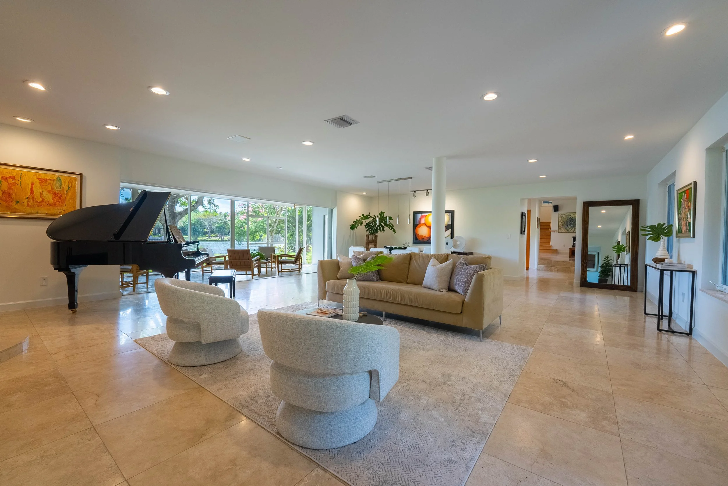 Jane Barrellier - 5450 Banyan Dr (3.21.24)-12.jpg