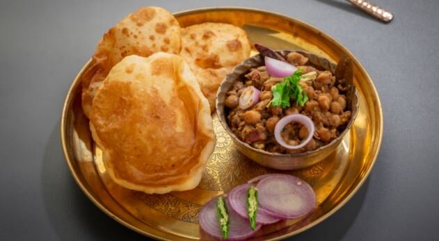 Punjabi Style Chole Bhature