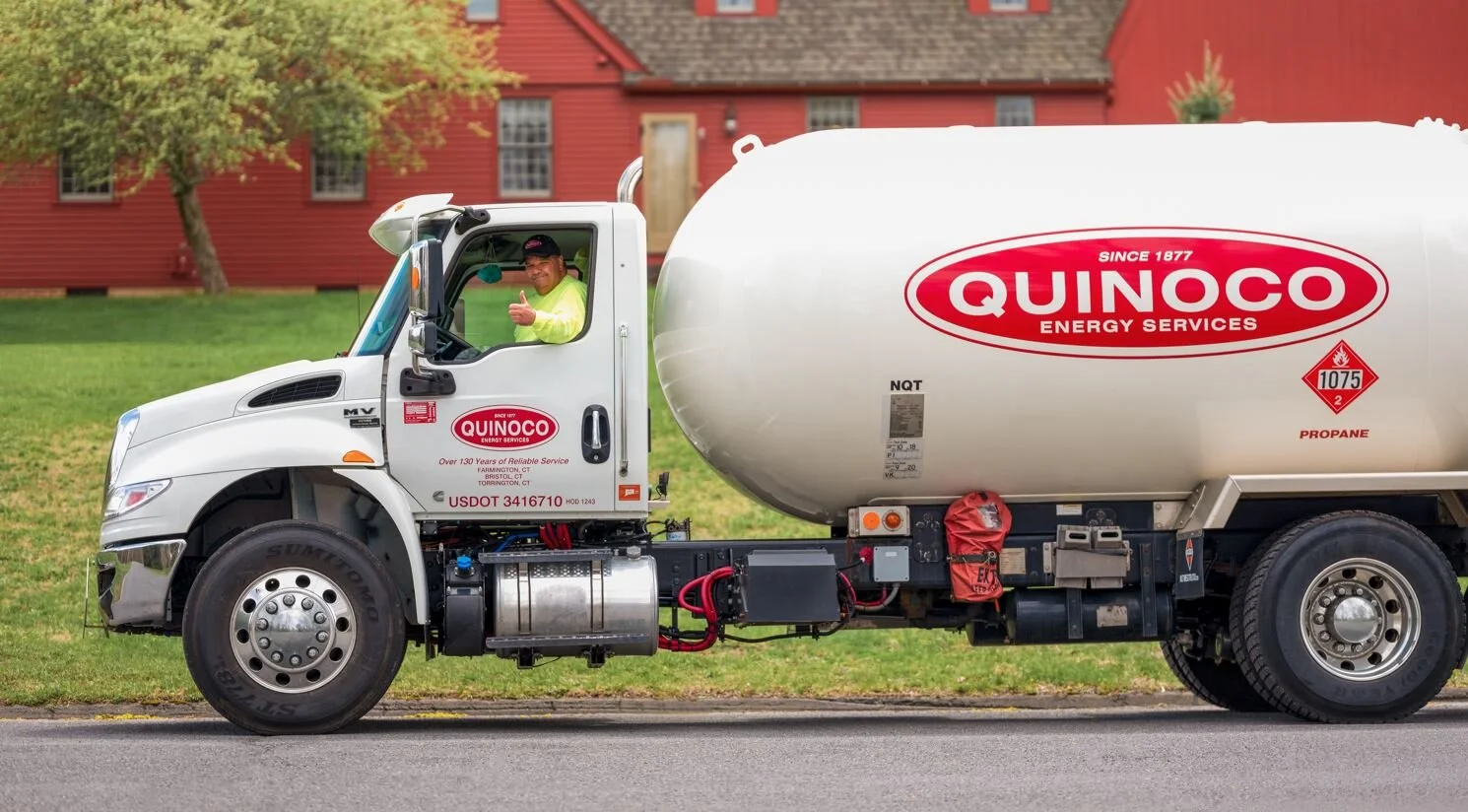 Photo2.JPG