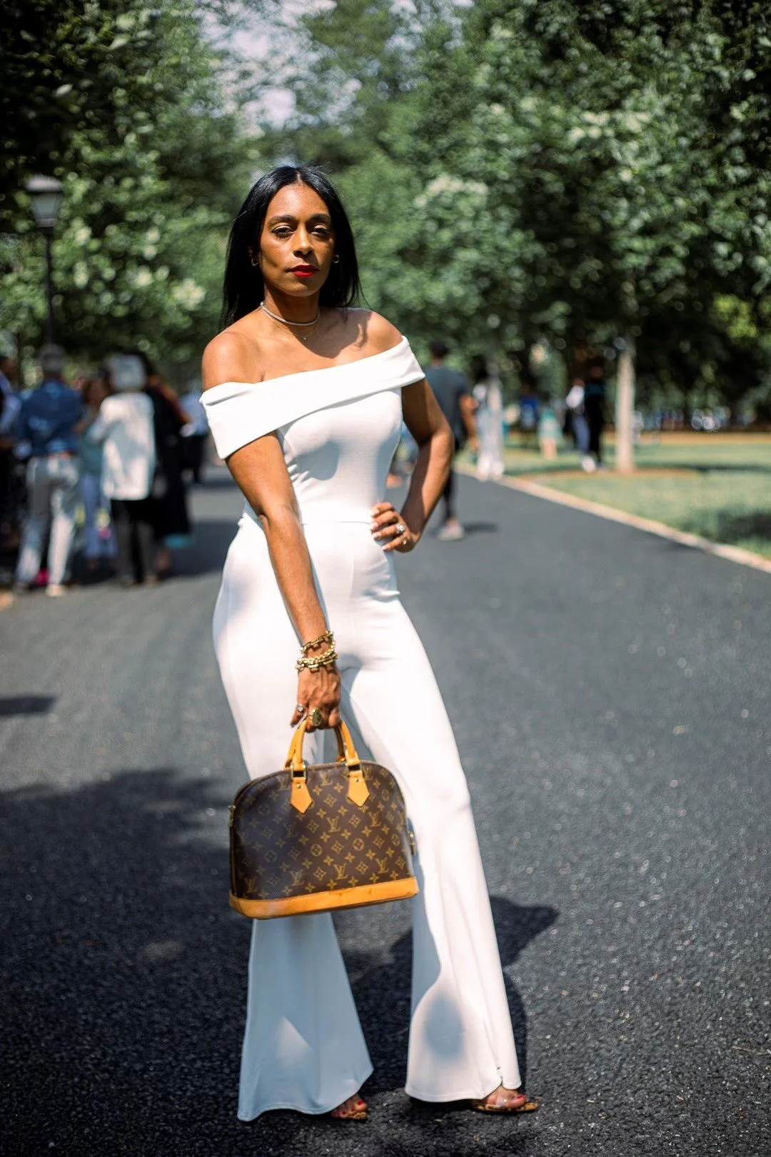 How To Simply Style White Sets For Summer