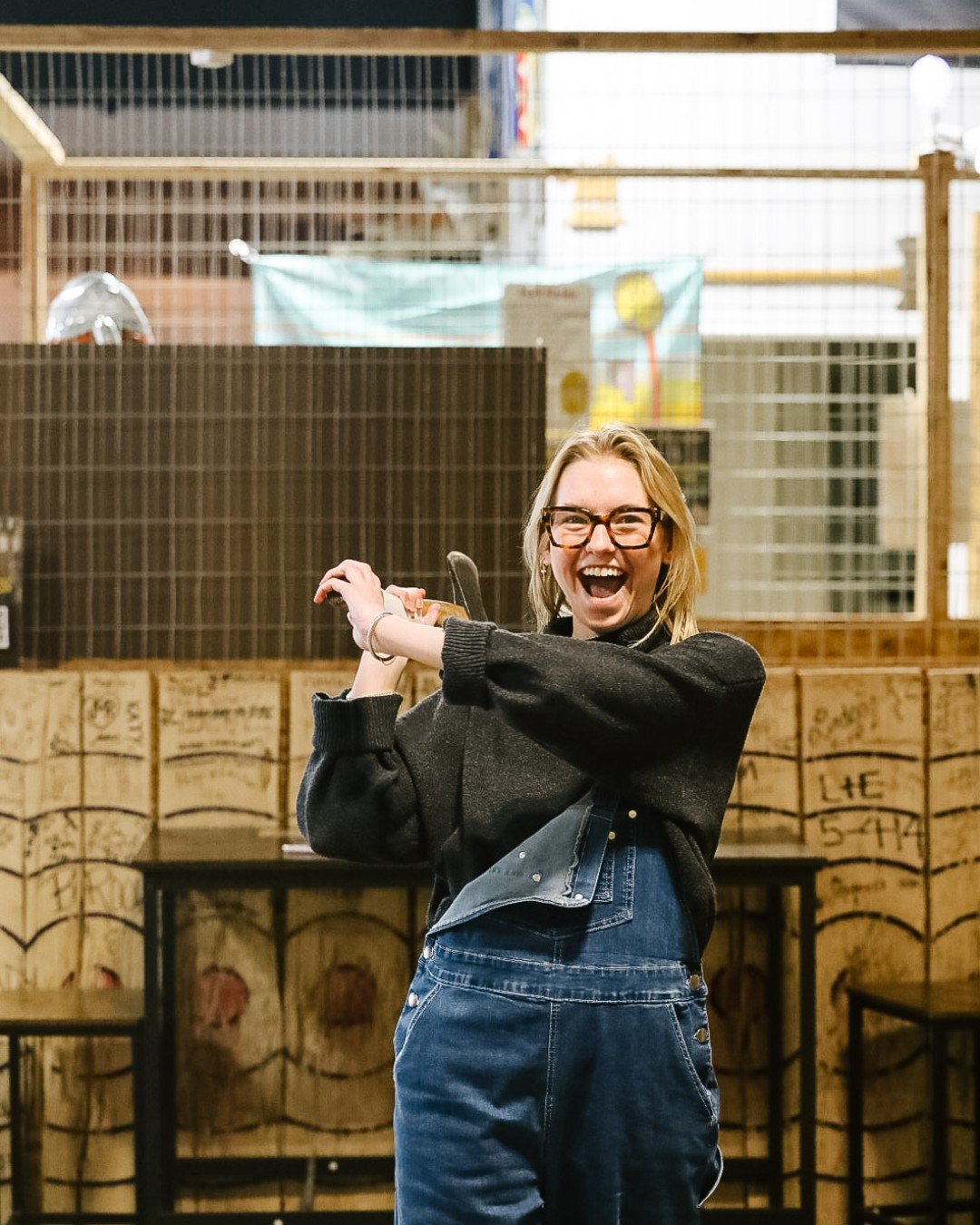 Step up, line it up, and hit that bullseye while the competition heats up. Grab Axxes has cold beer, hot food, and the perfect spot to prove your aim. Whether it&rsquo;s your first throw or you&rsquo;re chasing the scoreboard, this is where skill mee