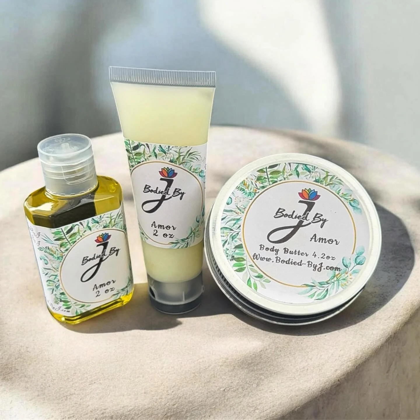 IF YOU MISSED MELANIN IN MAY THIS IS WHAT YOU MISSED

NEW SCENTS

Amor is a woody and spicy scent that&rsquo;s made for everyone to love. it has notes of violet leaf, ginger, vetiver and sage.
