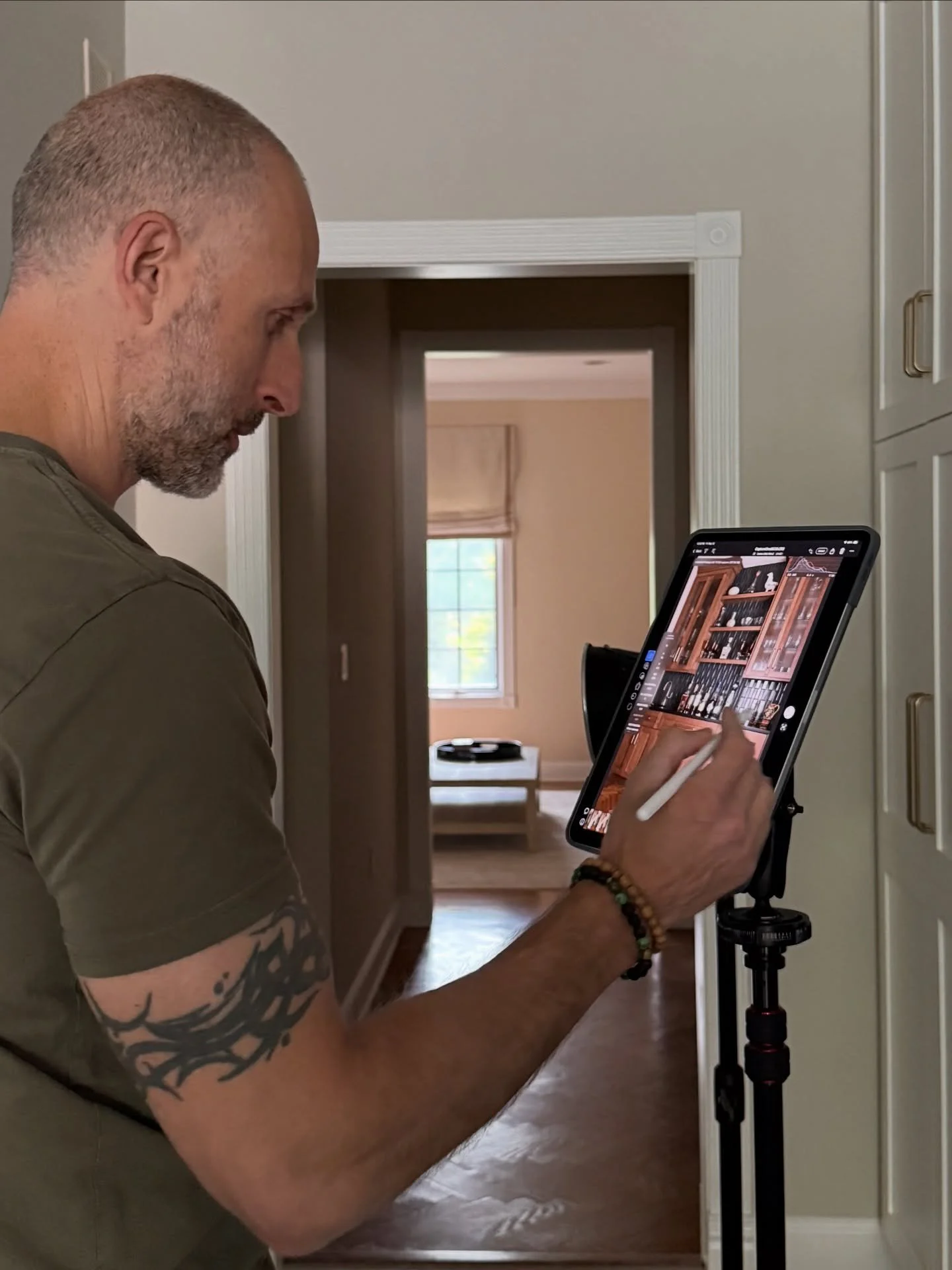 A glimpse behind the lens 🎥 with Diane and @mikevantassell on photo shoot day. 
See how creativity meets timeless design. Stay tuned for the full reveal! #behindthescenes 

@asidnj
#diane_durocher_interiors
#newjerseydesign
#njinteriordesign
#homein