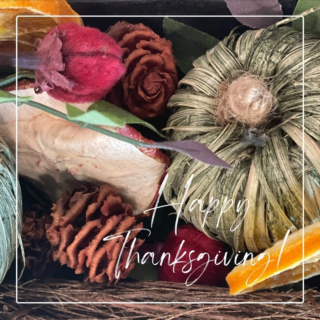 Today we are reflecting on all that we are thankful for. 🤎🧡💛❤️Wishing you and yours a Happy Thanksgiving!!