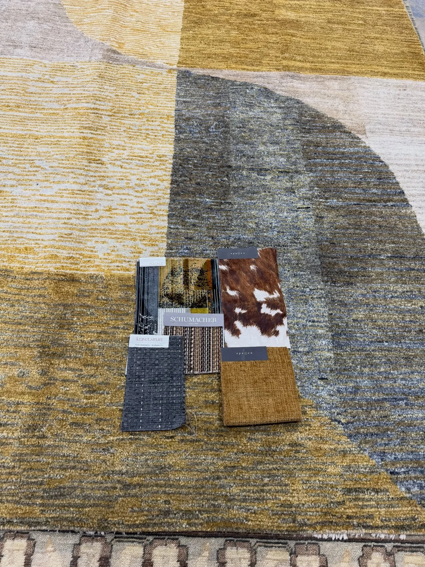 Fabric swatches in hand ~ rug hunting begins.

Because the right rug ties the entire room together.

#InteriorDesignProcess #DianeDurocherInteriors #DesignDetails