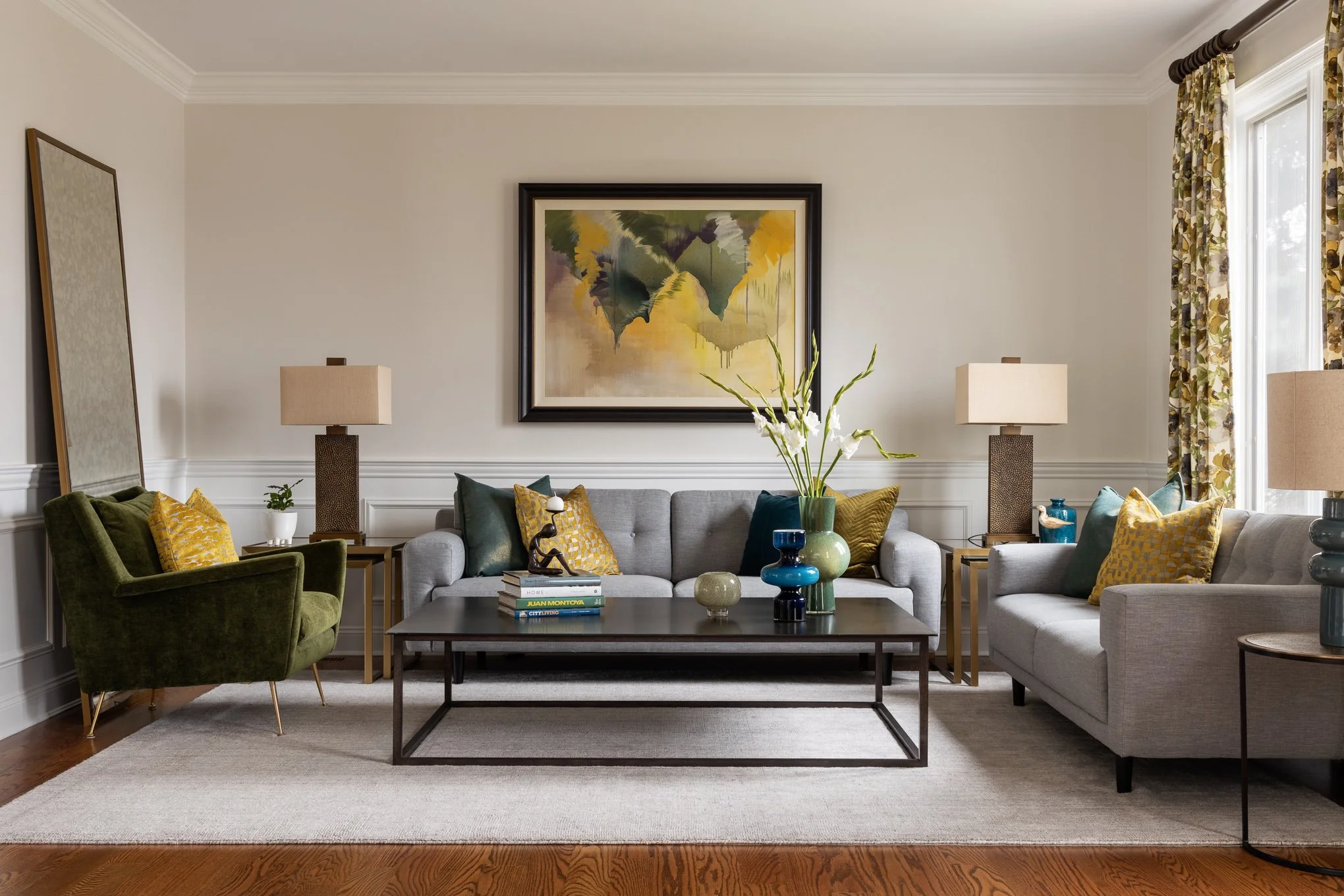 Timeless tailoring, reimagined for the home. 
For 𝐍𝐚𝐭𝐢𝐨𝐧𝐚𝐥 𝐓𝐰𝐞𝐞𝐝 𝐃𝐚𝐲, we celebrate the quiet luxury of texture ~ a gray tweed-suit inspired sofa that feels as curated as a bespoke wardrobe. Designed to age beautifully and anchor any r