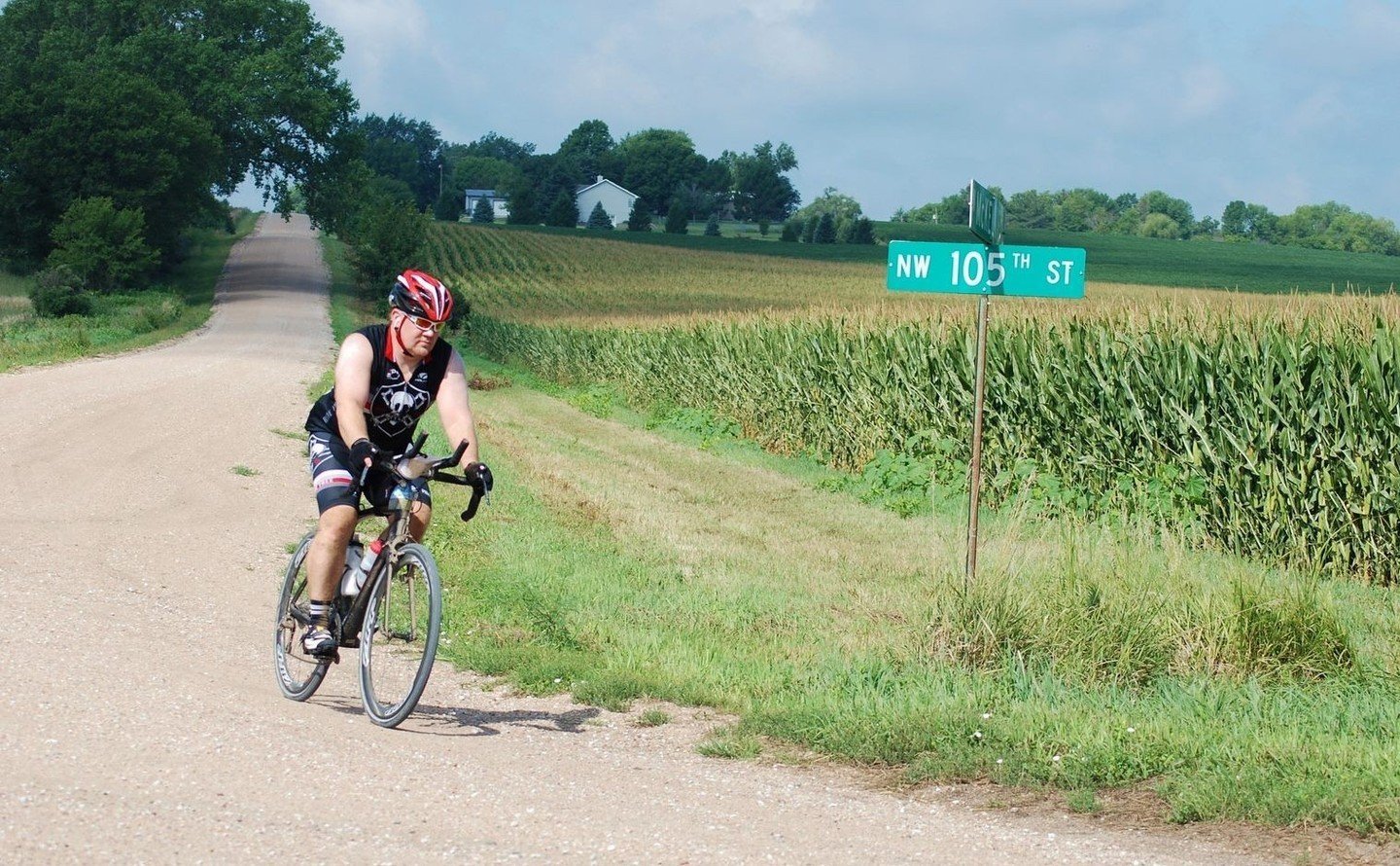 TBT: Gravel Worlds 2014! Who all was there?⁠
⁠
This would be our last year starting out by Conestoga Lake. ⁠
⁠
Join us for year 15! Reg open at www.gravel-worlds.com