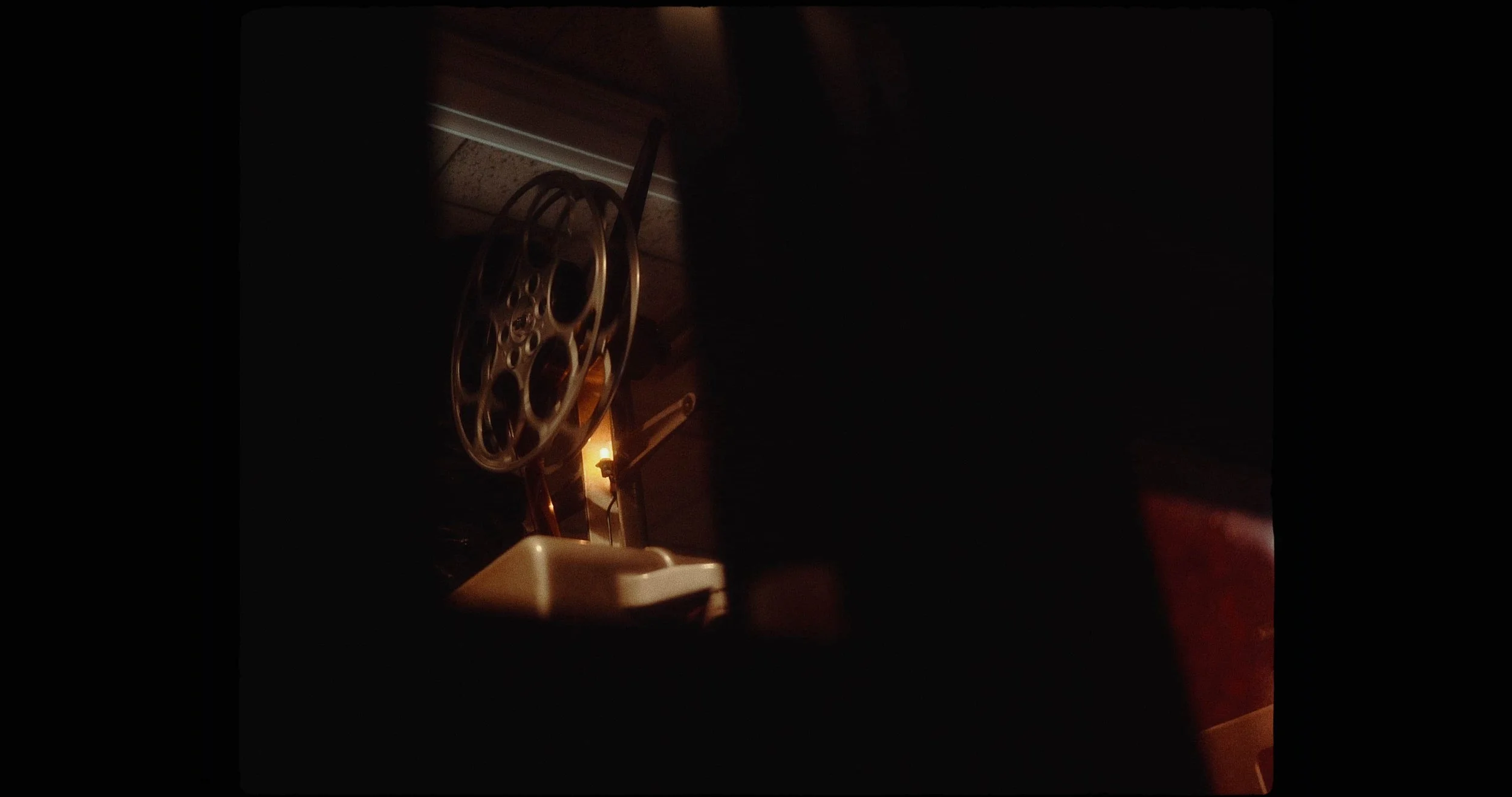 Projectionist Doc (0-04-04-06)-min.jpg