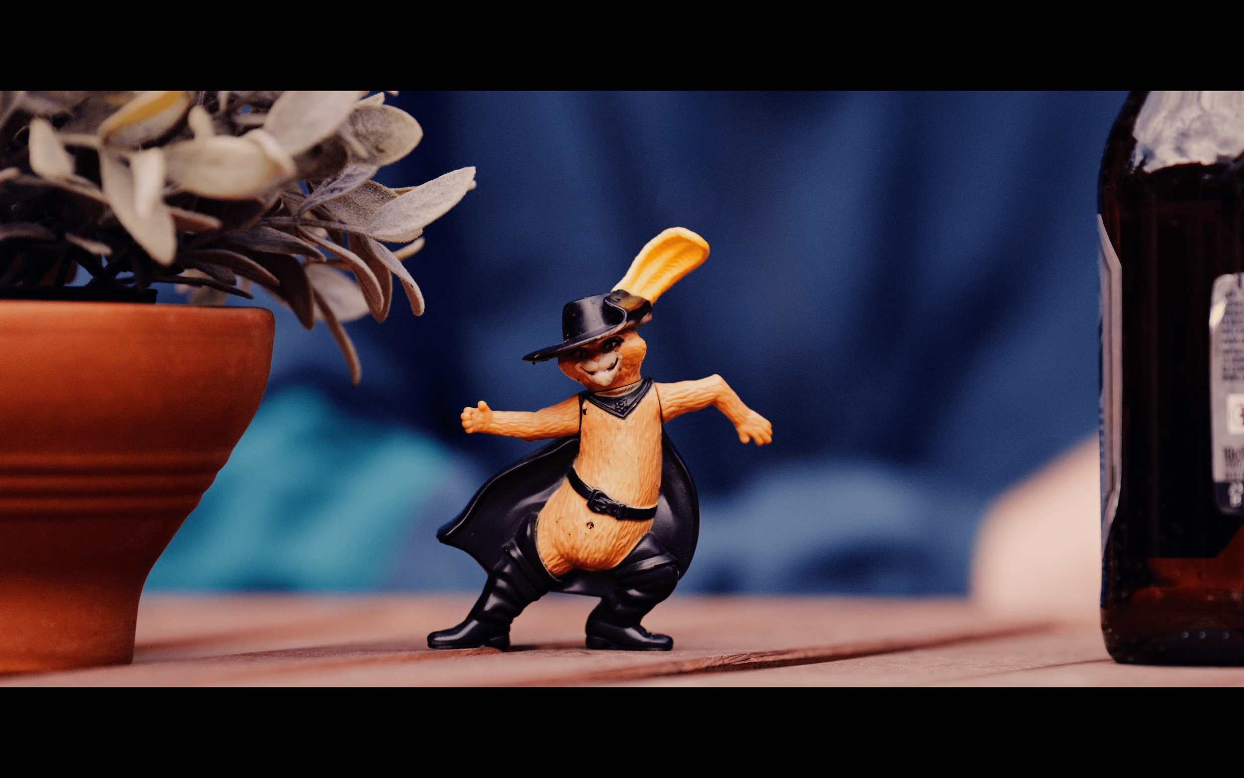 #4-min.png
