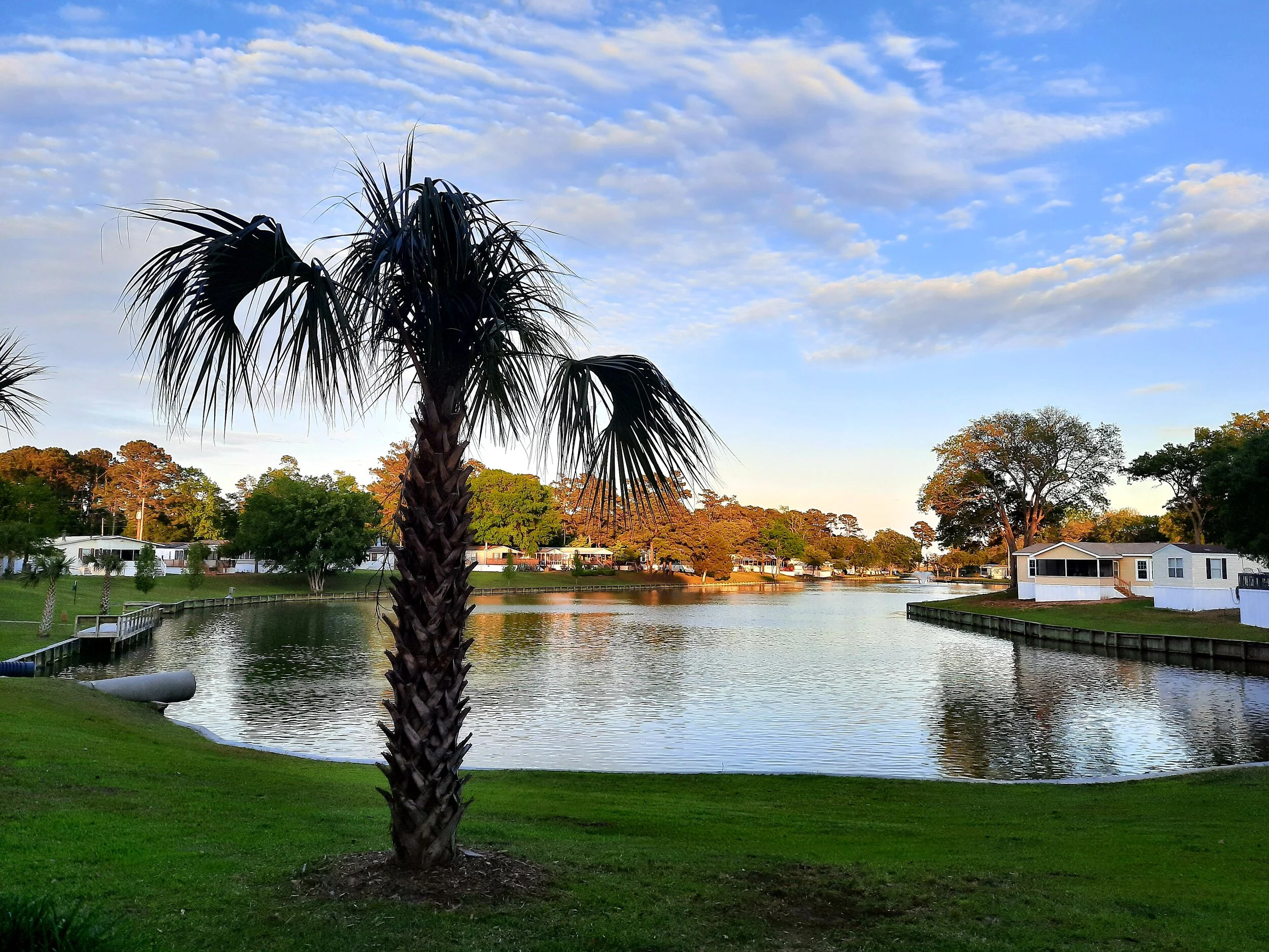 PENDING…3 bedroom double wide, 552 Treasure Ave.