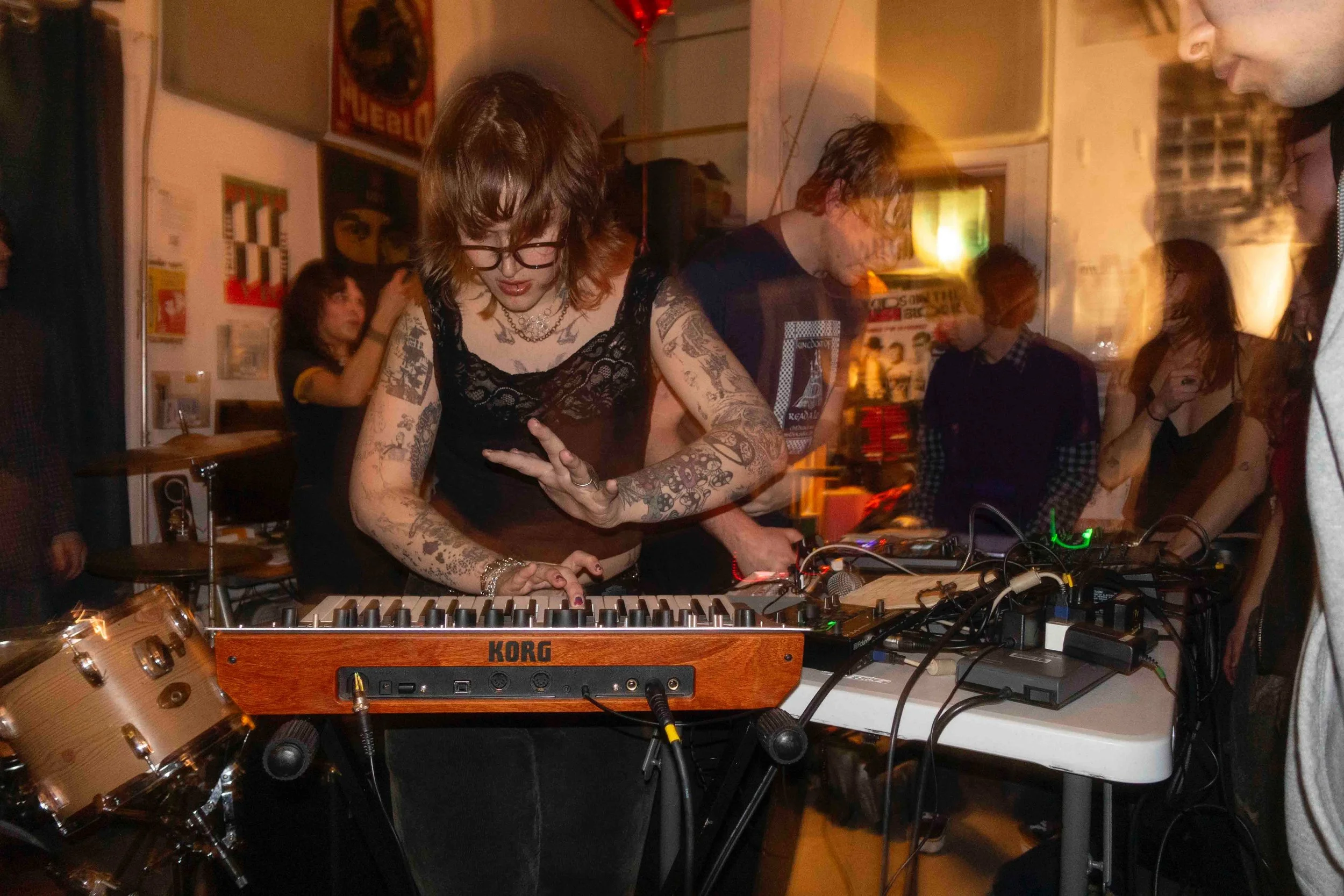 ideasforconversations debut with ‘No bad words’; out now with limited edition CD via Crane Operator