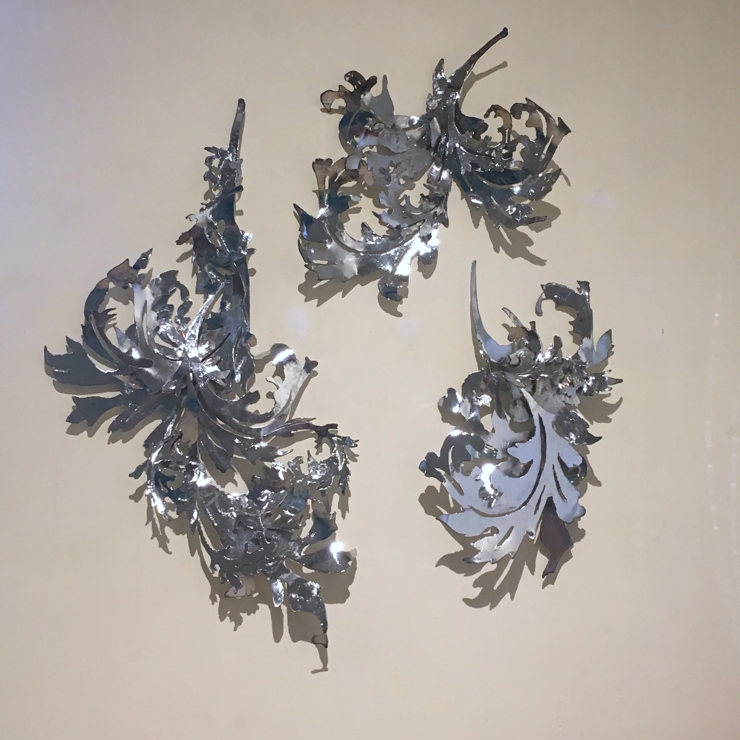 Folia et Folium (2017) chrome plated steel