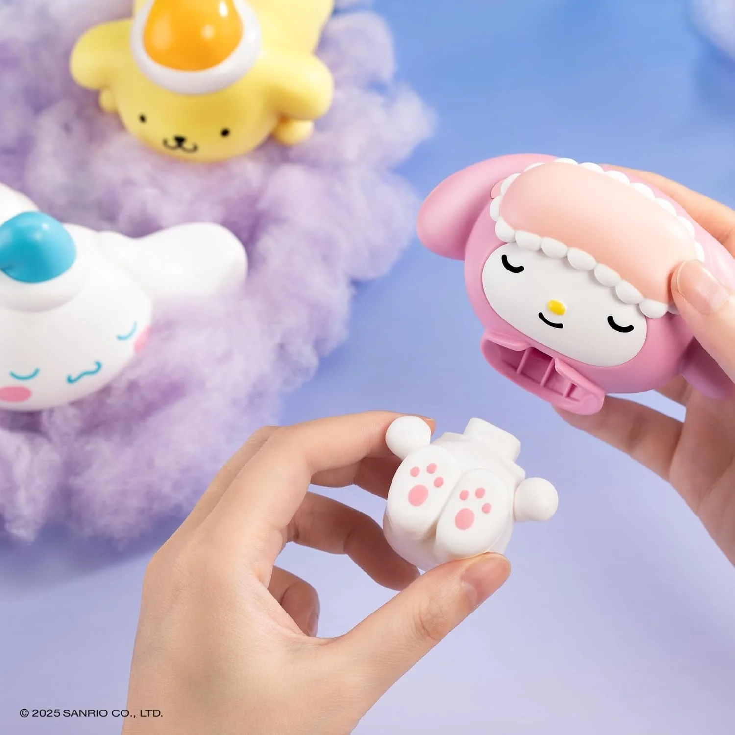 HKT30100 Hello kitty Sweet Dream lifestyle.pg.jpg