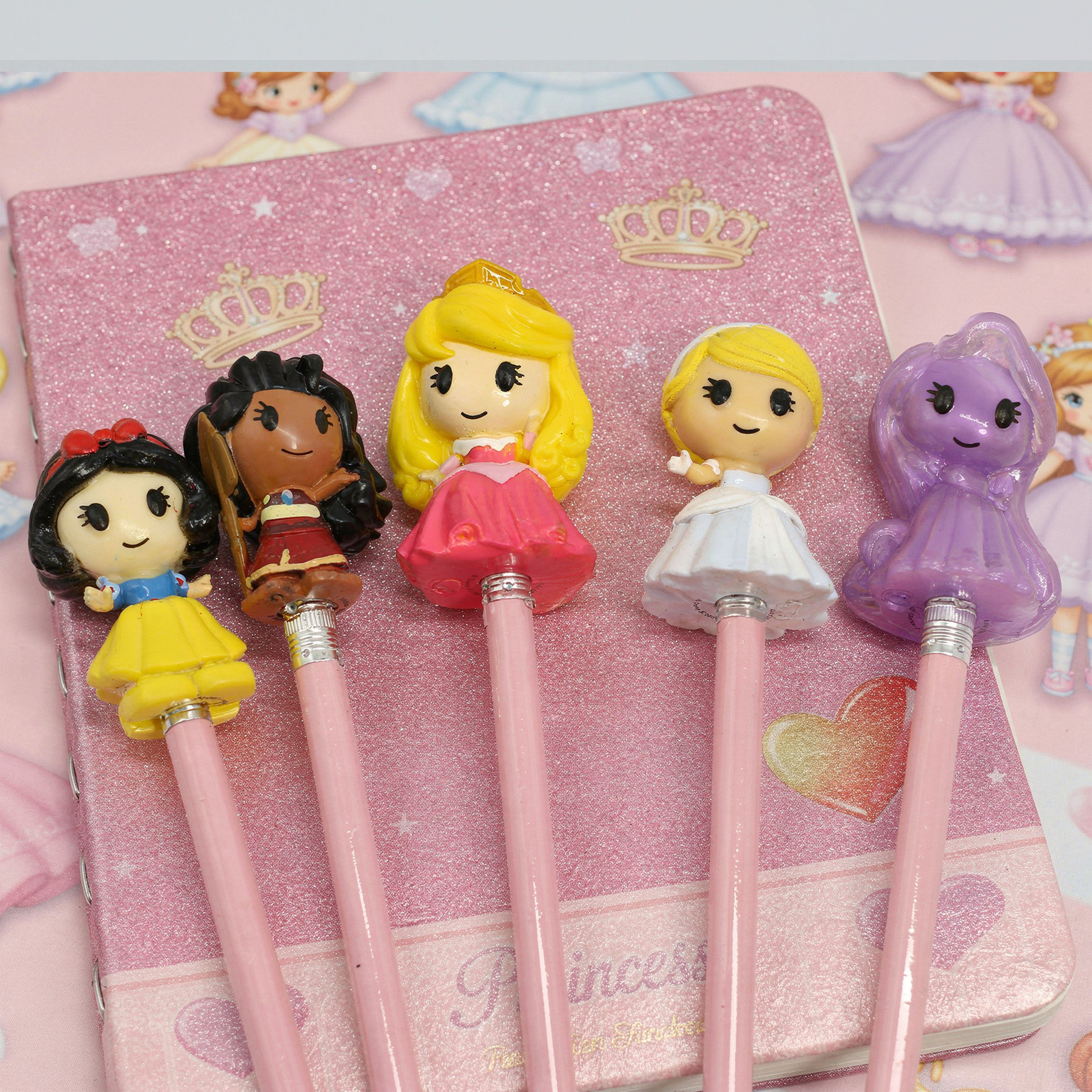 HHN07000 Ooshies Disney Princess 5 pencil toppers with background copy.jpg
