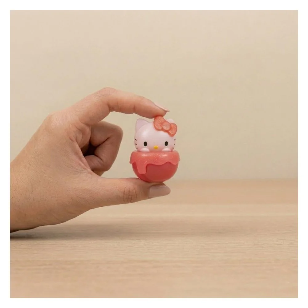 HKT43000 Hello Kitty Ice Cream lifestyle copy.jpg