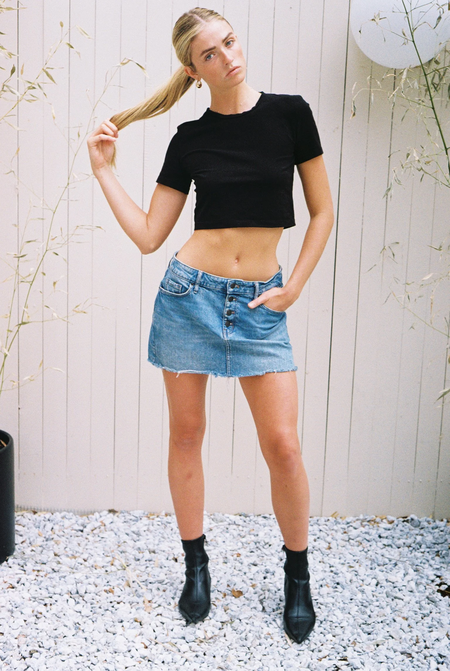 S642507-R3-054-25A.jpg