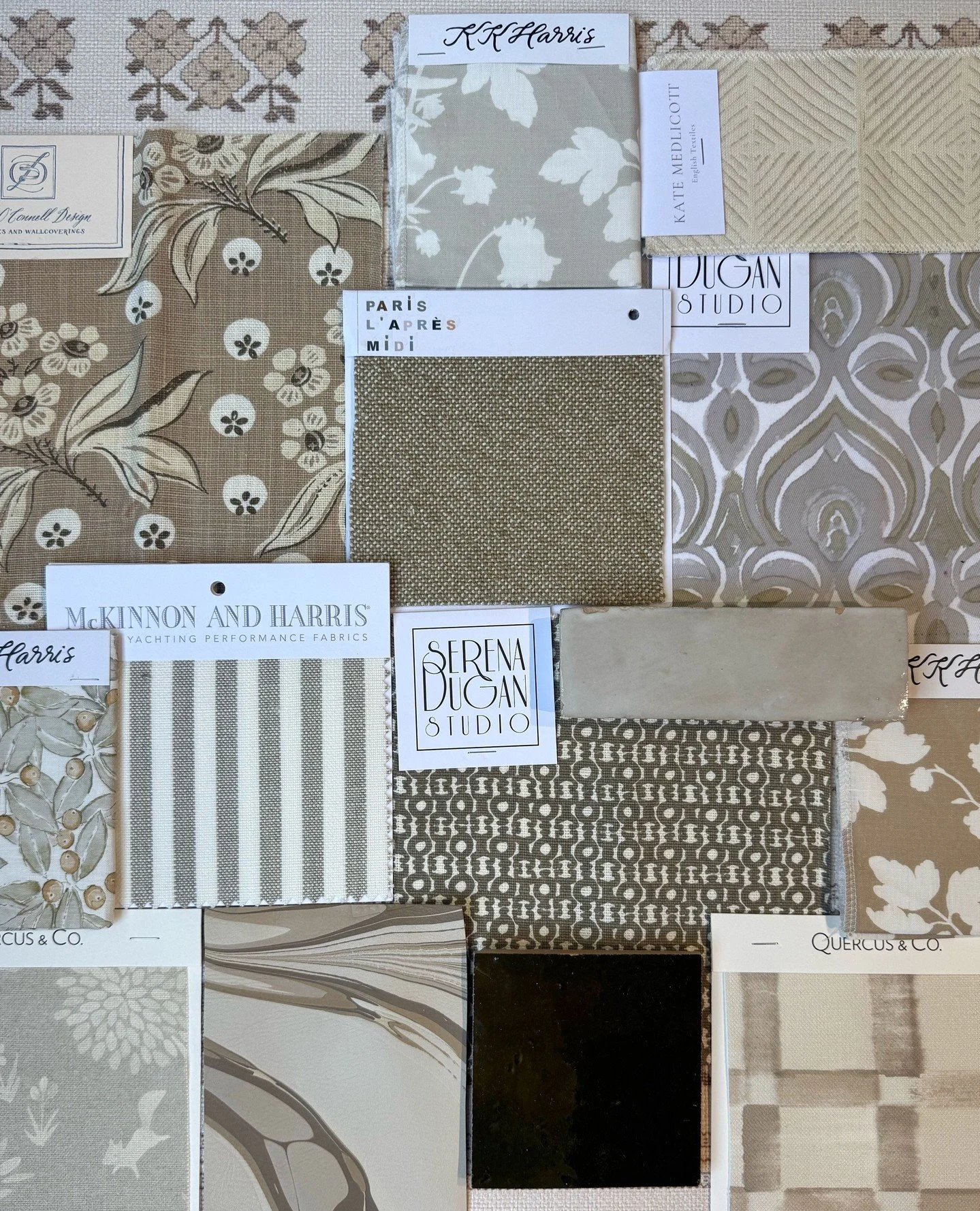 Put it in neutral ✨️⁠
⁠
Here's a few of our favorite neutrals to get this work week started✨️⁠
⁠
See what you like? Shop our website from the link in our profile to stock up! ✨️⁠