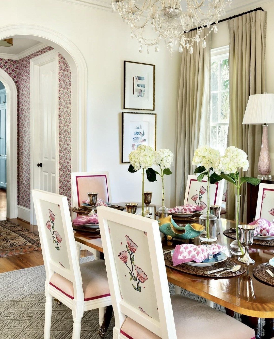 A MAB STUDIO TOUCH ✨⁠
⁠
@laurenrobbinsinteriors does it again with this stunning dining room. MAB Studios on the backing of these dining chairs adds the perfect layer of personality! Such a balance of playful and polished.⁠
⁠
Visit the studio or shop