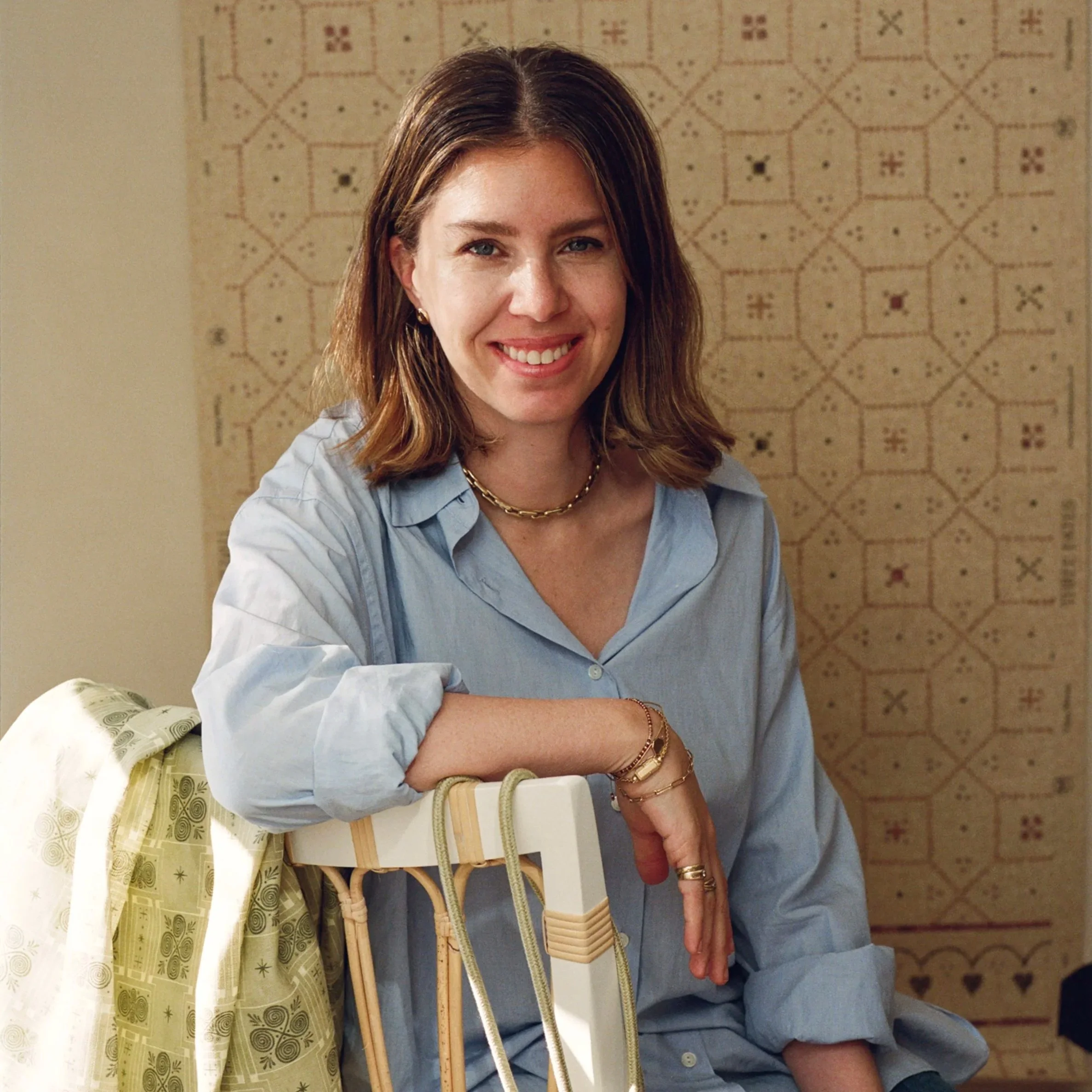 364200020003_r.jpg