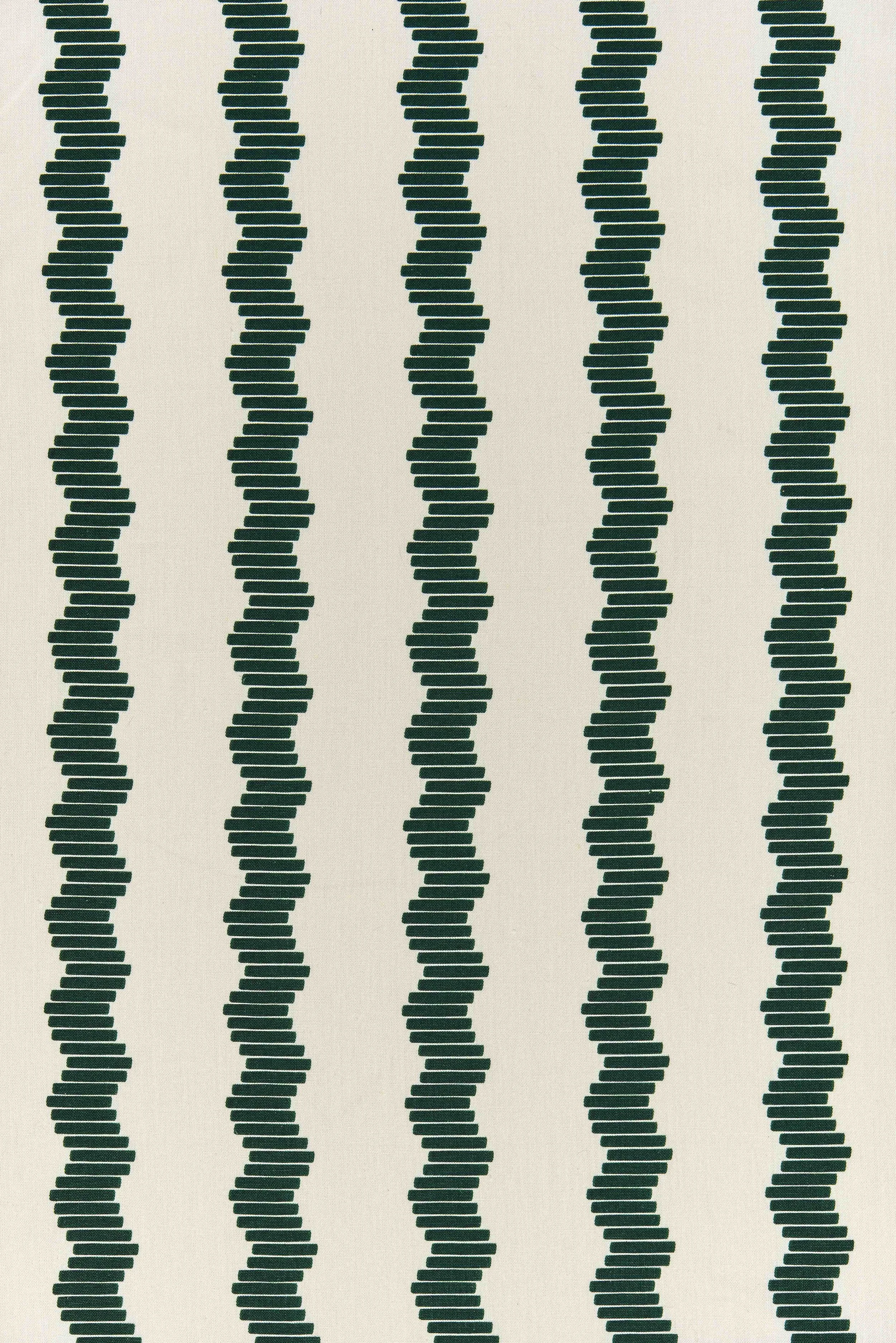 Crinkle Dark Green wallpaper.jpg