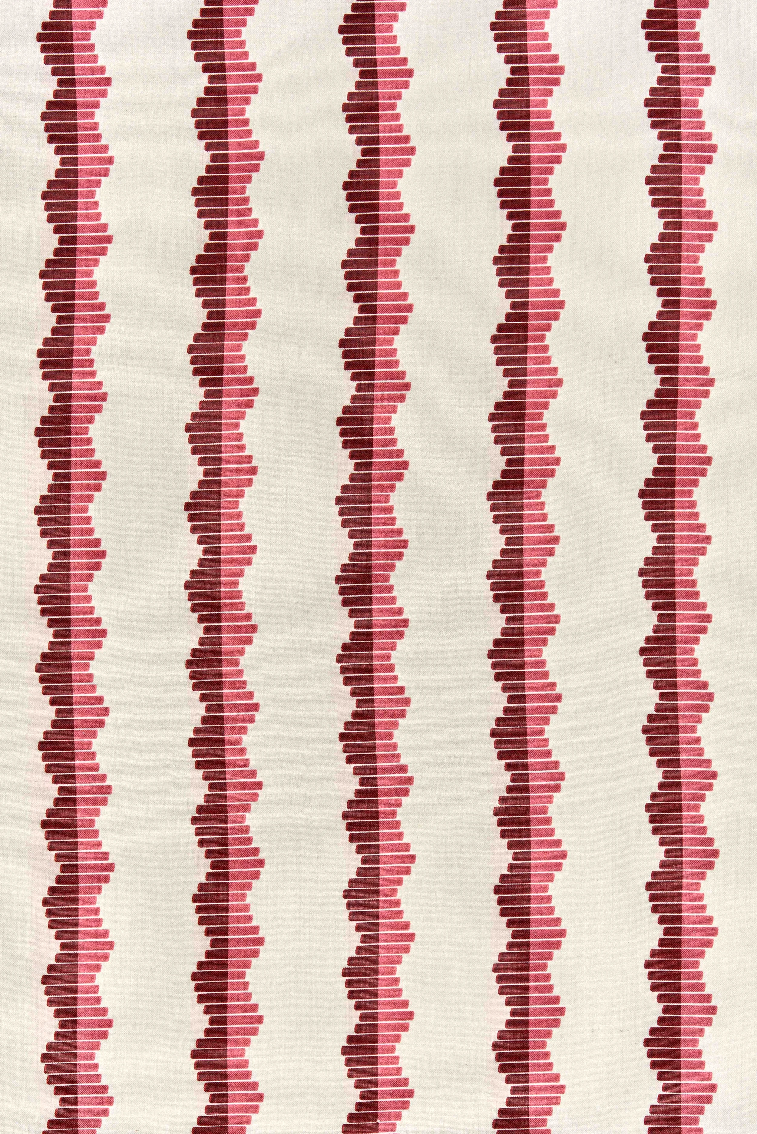 Crinkle Maroon and pink Wallpaper.jpg