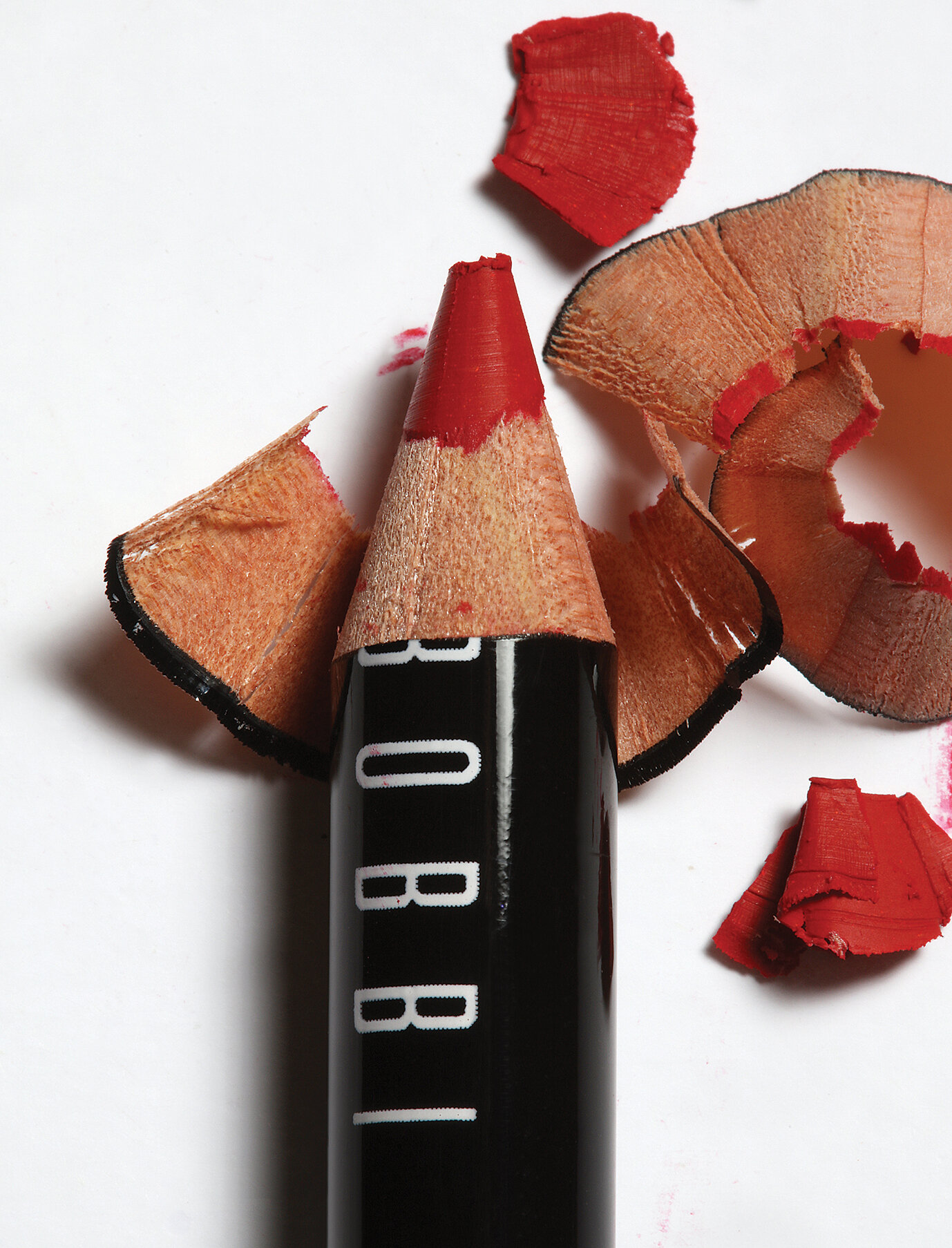 BOBBI BROWN LIP PENCIL IN RED.jpg