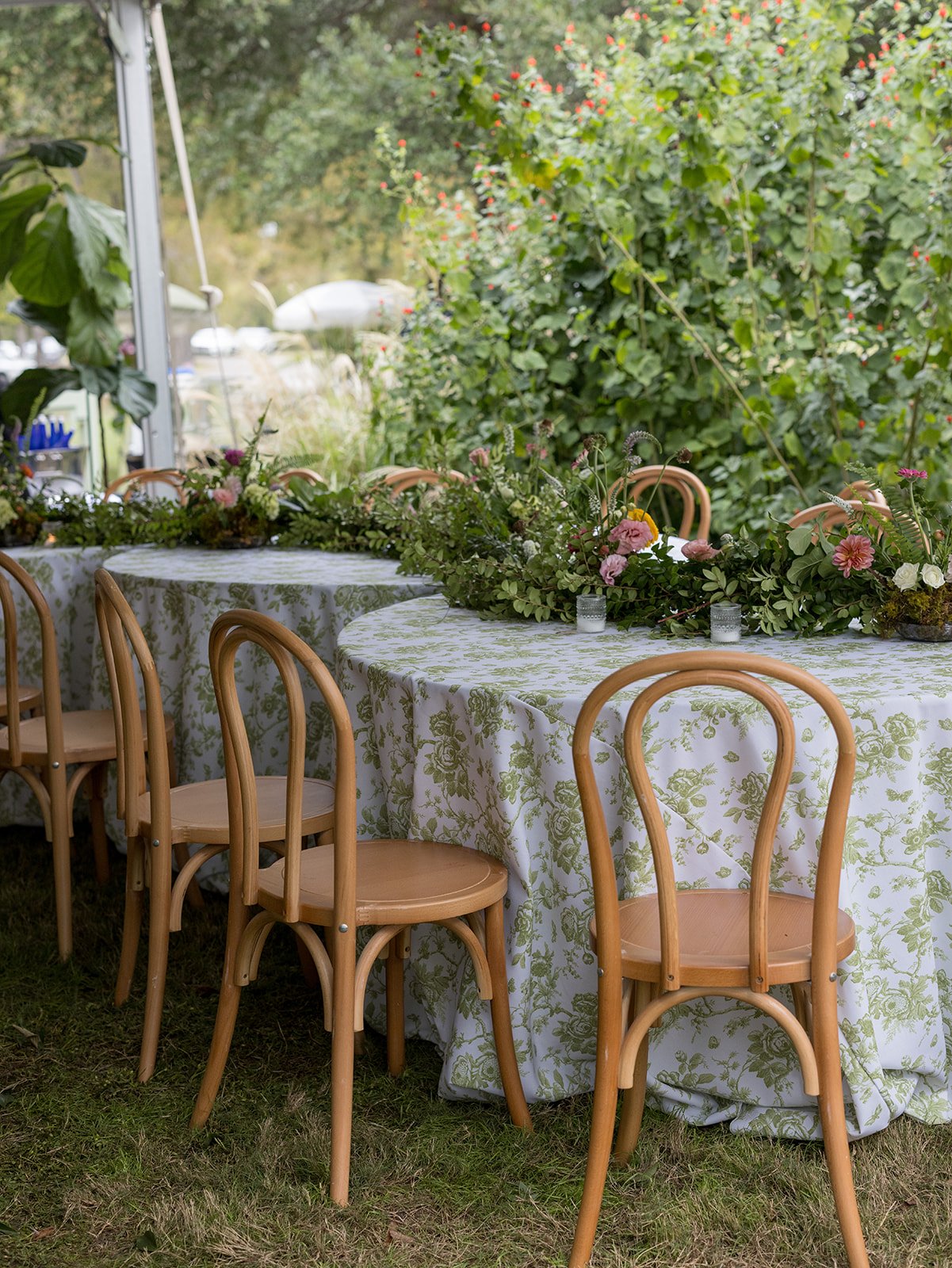 Garden-Inspired Reception Table with Patterned Linen