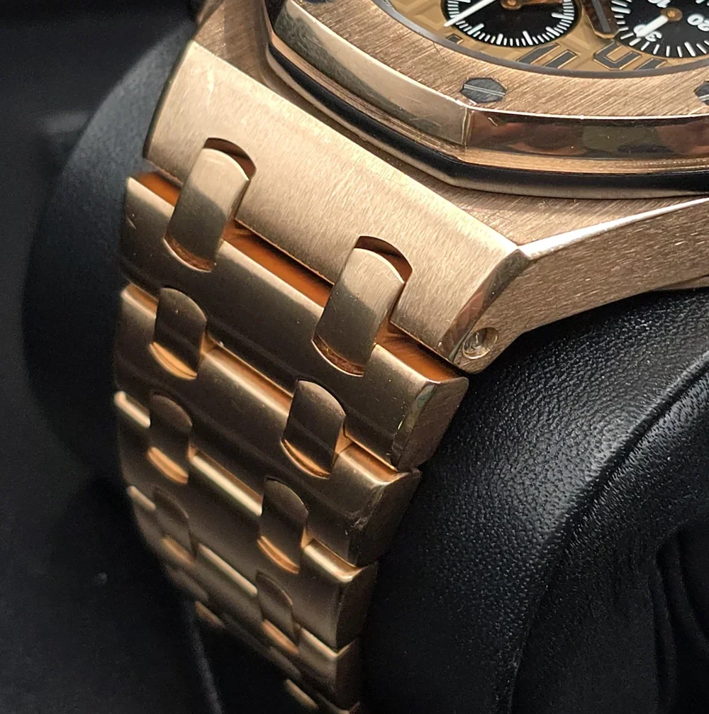 How many Links should your watch come with?