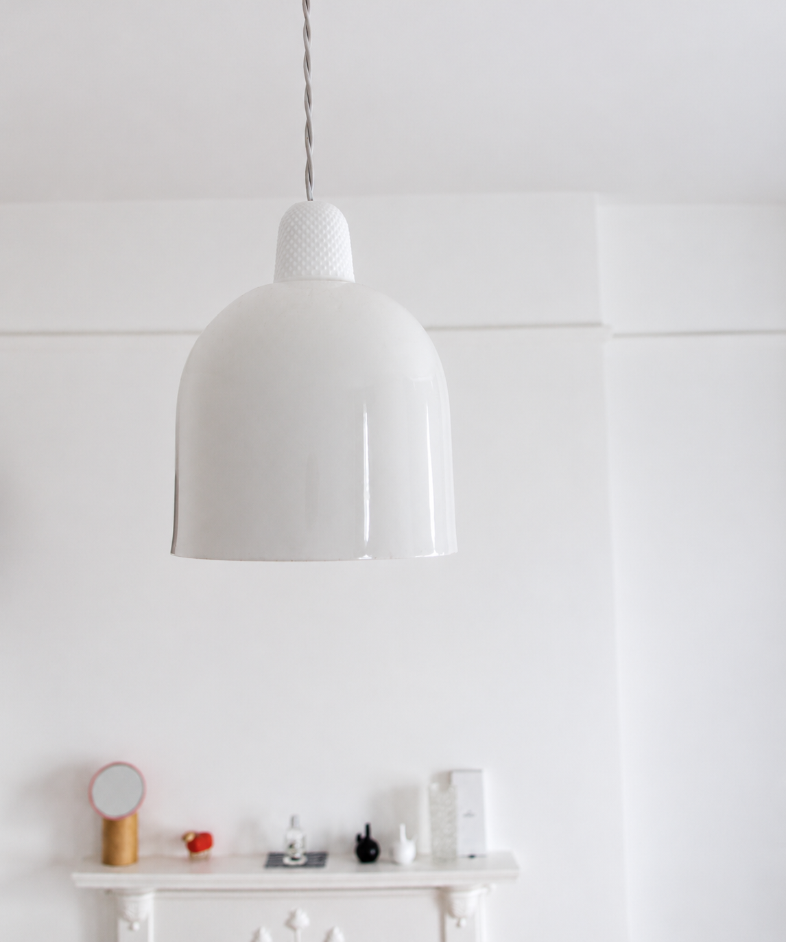 Pimple Cloche Pendent Light 02.png