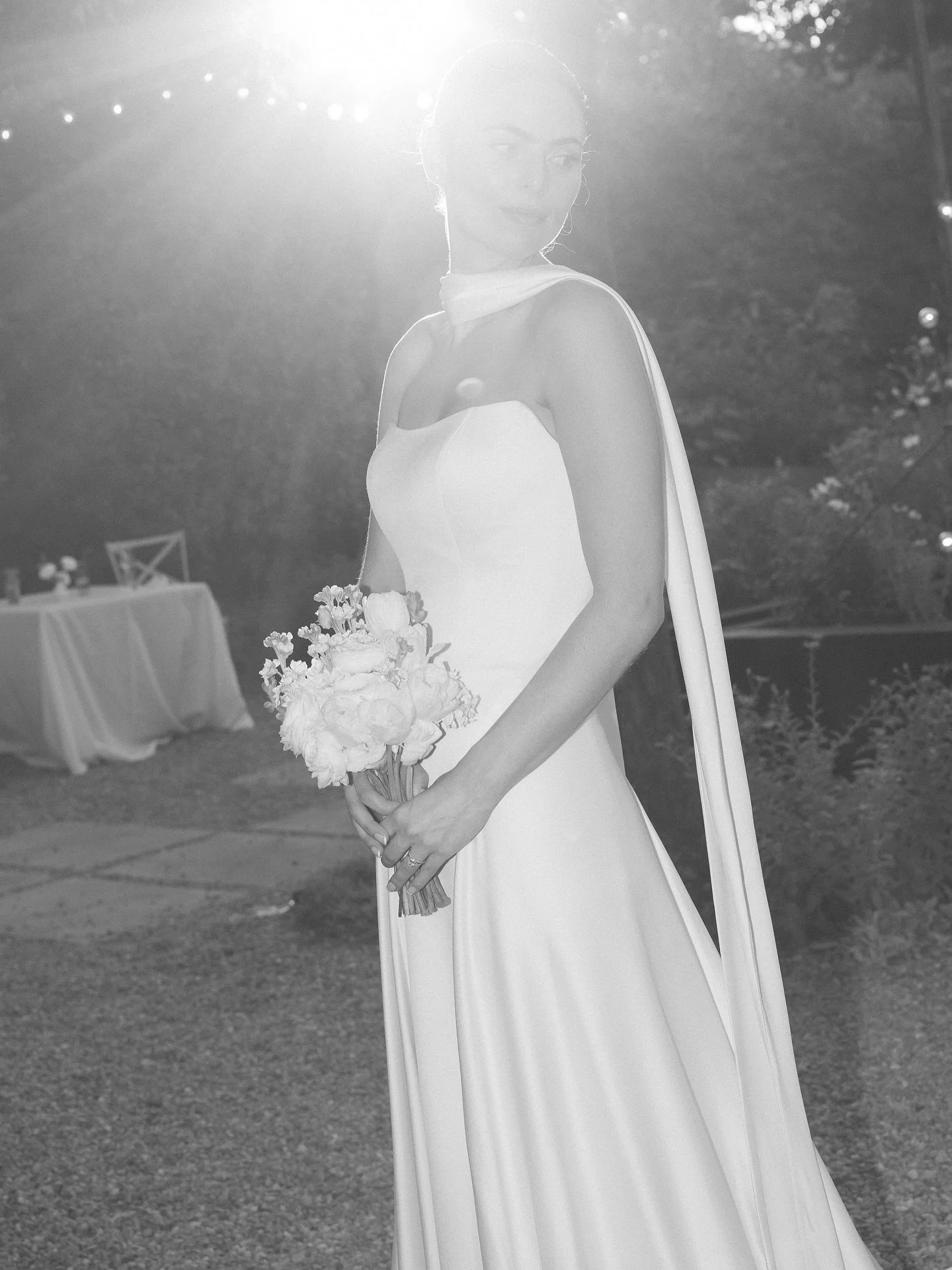 A quick five minutes before entering reception with these two lovers as the sun was making its final appearance for the day 🤍

#weddingphotographer #napavalleywedding #editorialweddingphotographer #intimateweddingphotographer